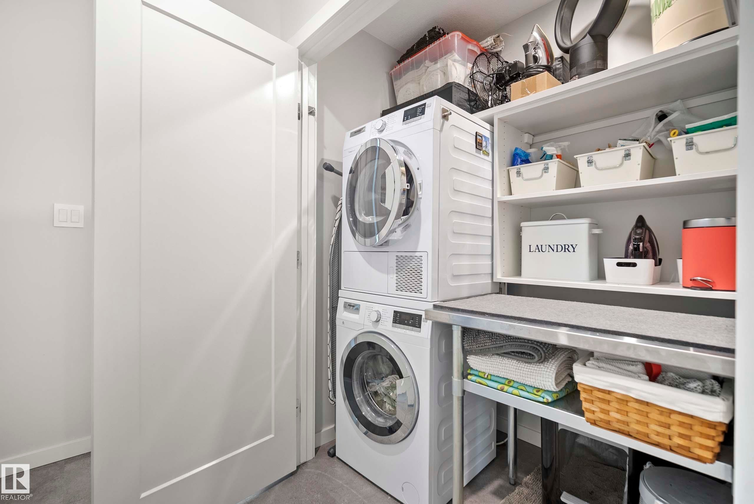 #16 1304 Rutherford Rd Sw, Edmonton, AB - Indoor Photo Showing Laundry Room