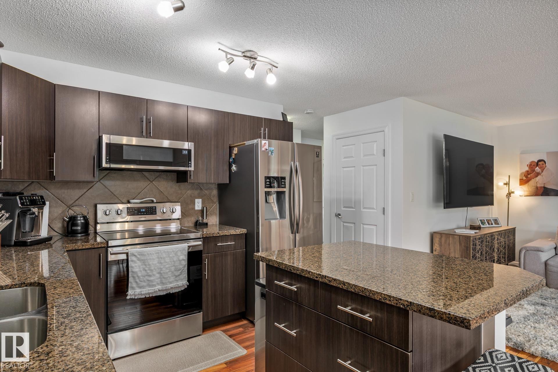 4912 213 Street, Edmonton, AB