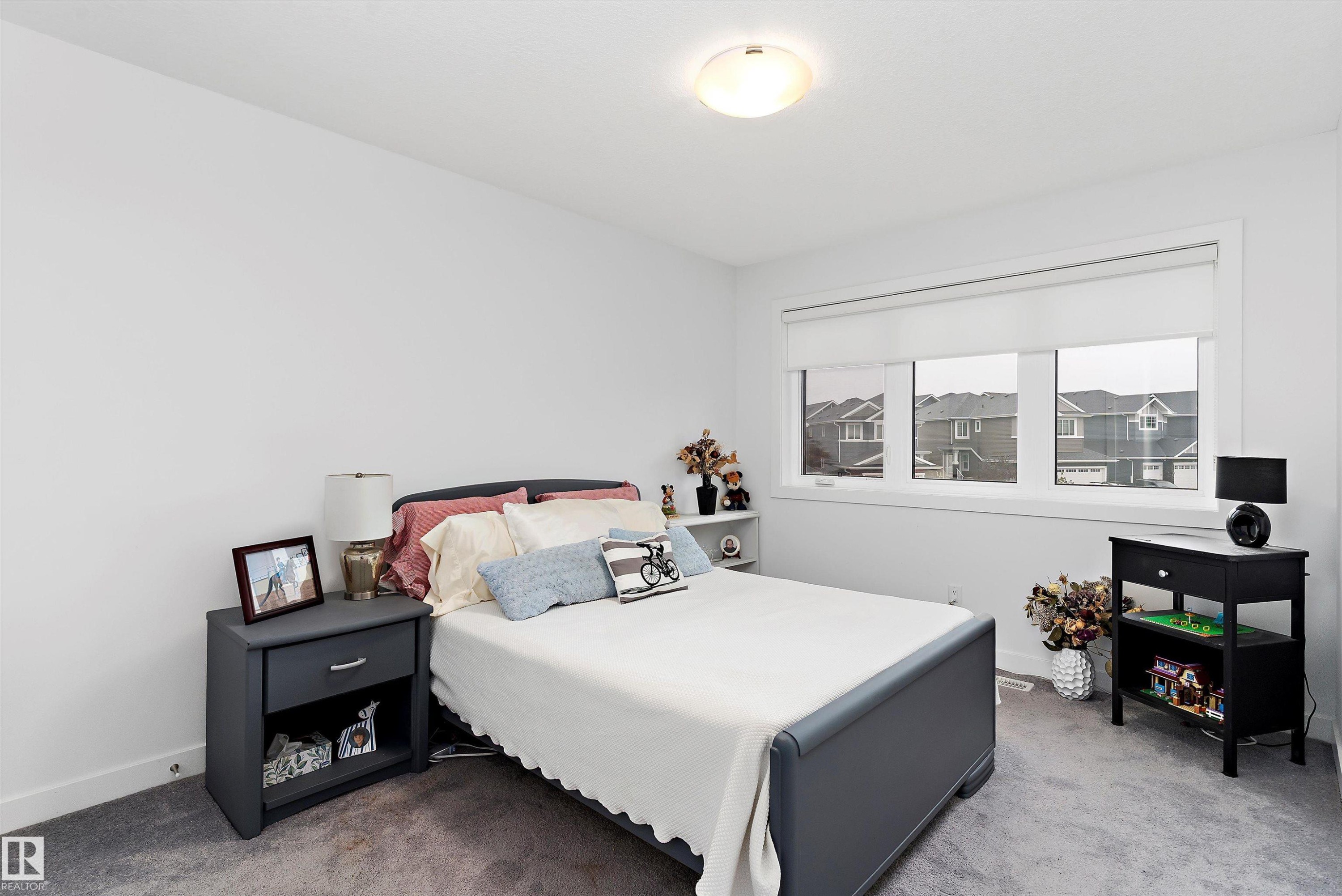 1756 Tanager Close, Edmonton, AB