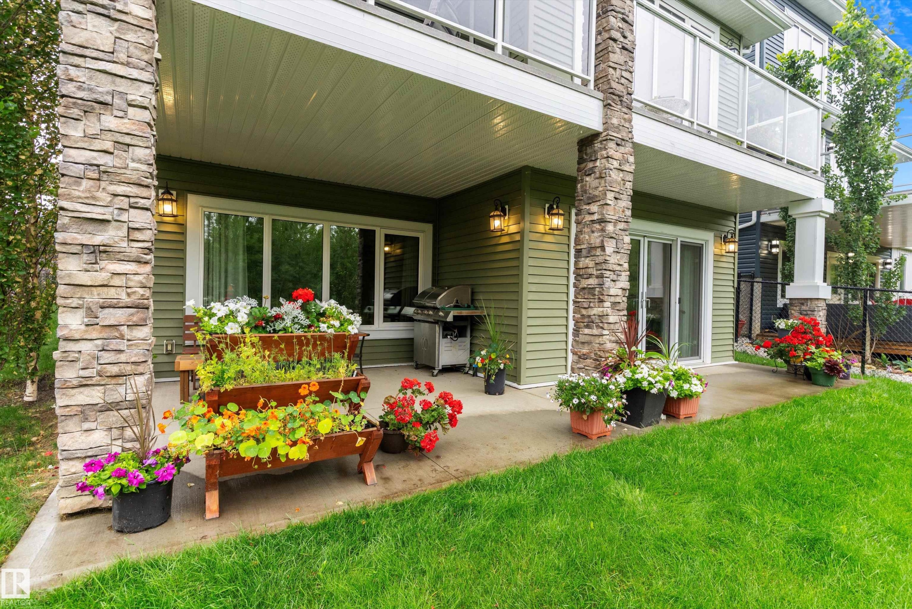 1756 Tanager Close, Edmonton, AB