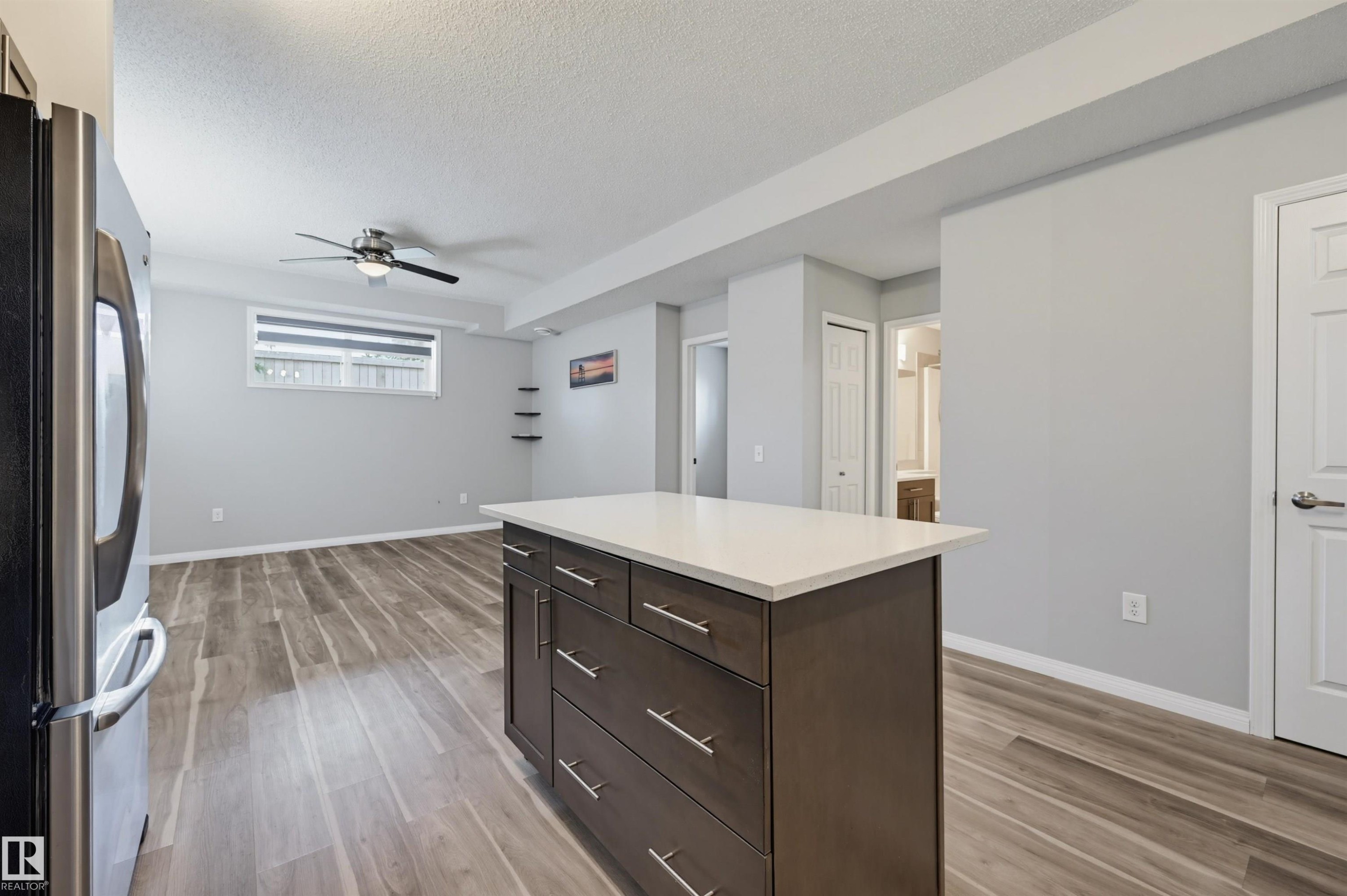 23 6520 2 Avenue, Edmonton, AB