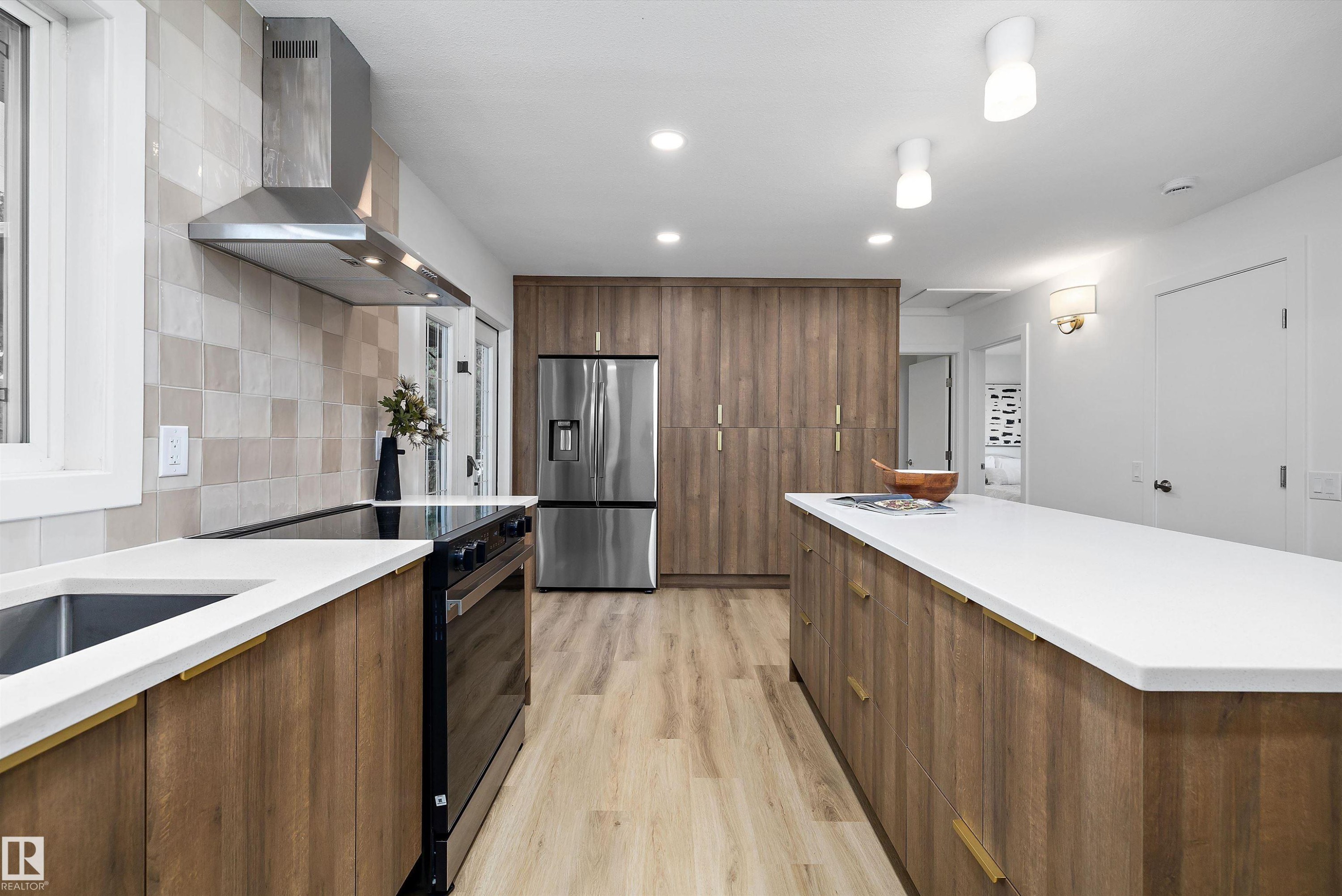 7004 93 Avenue, Edmonton, AB