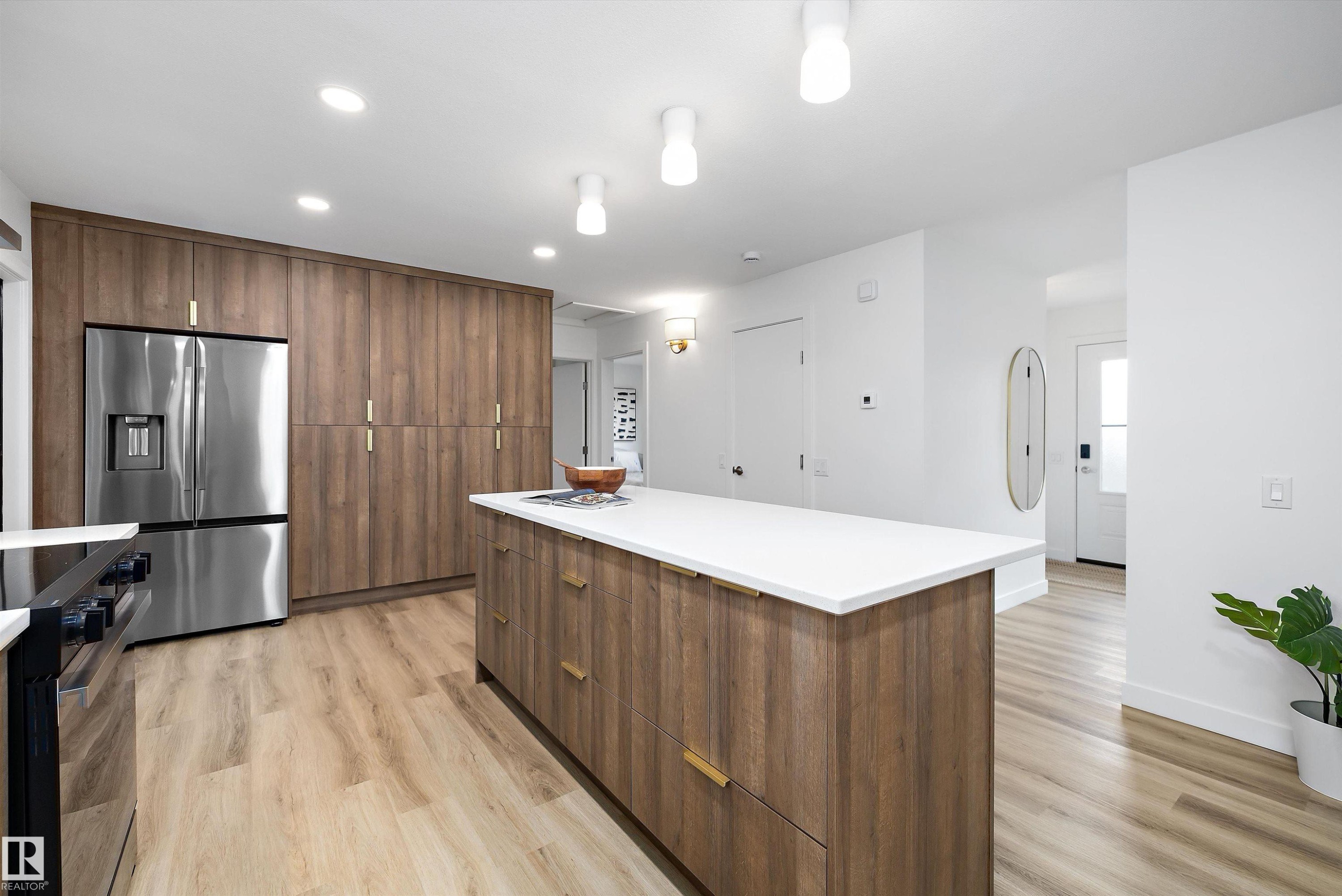 7004 93 Avenue, Edmonton, AB