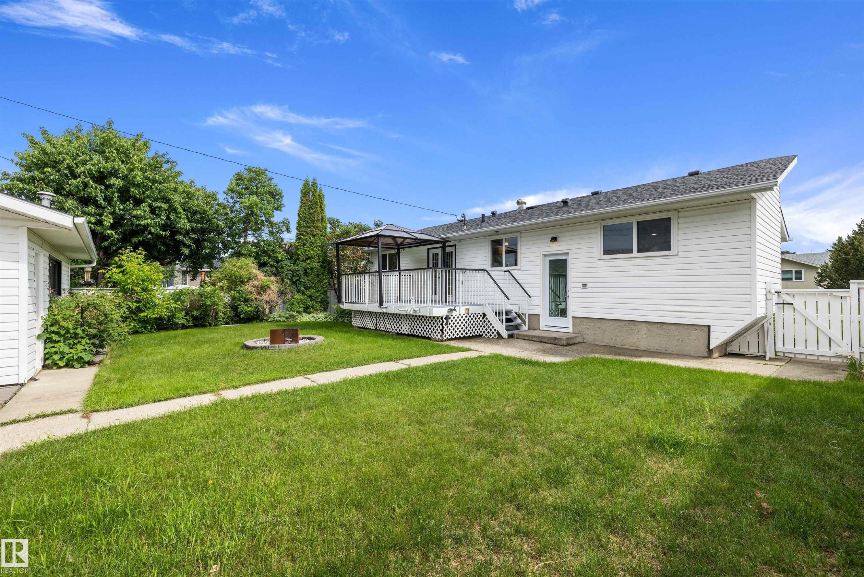 7004 93 Avenue, Edmonton, AB
