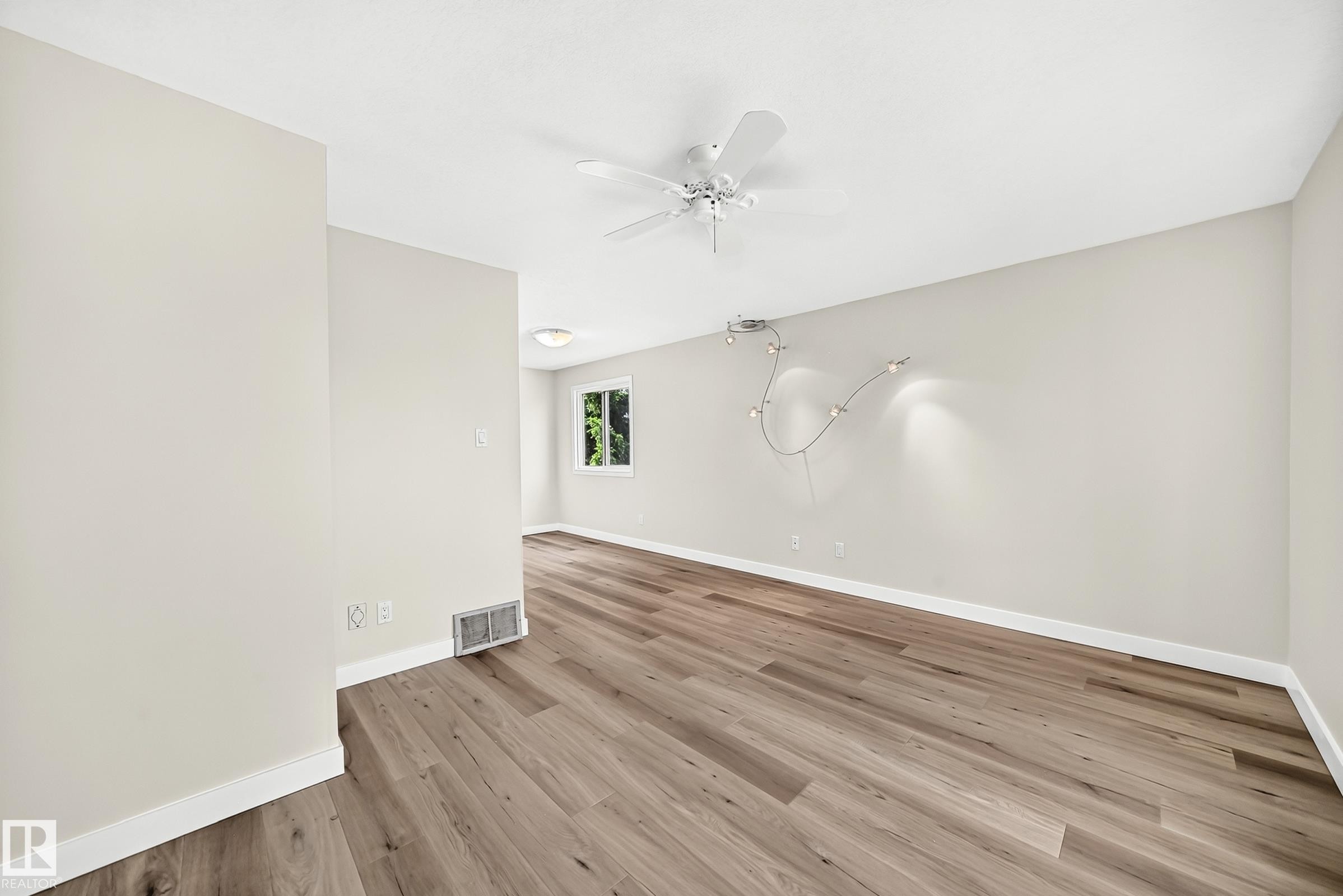 Empty room - 18636 71 Avenue, Edmonton, AB