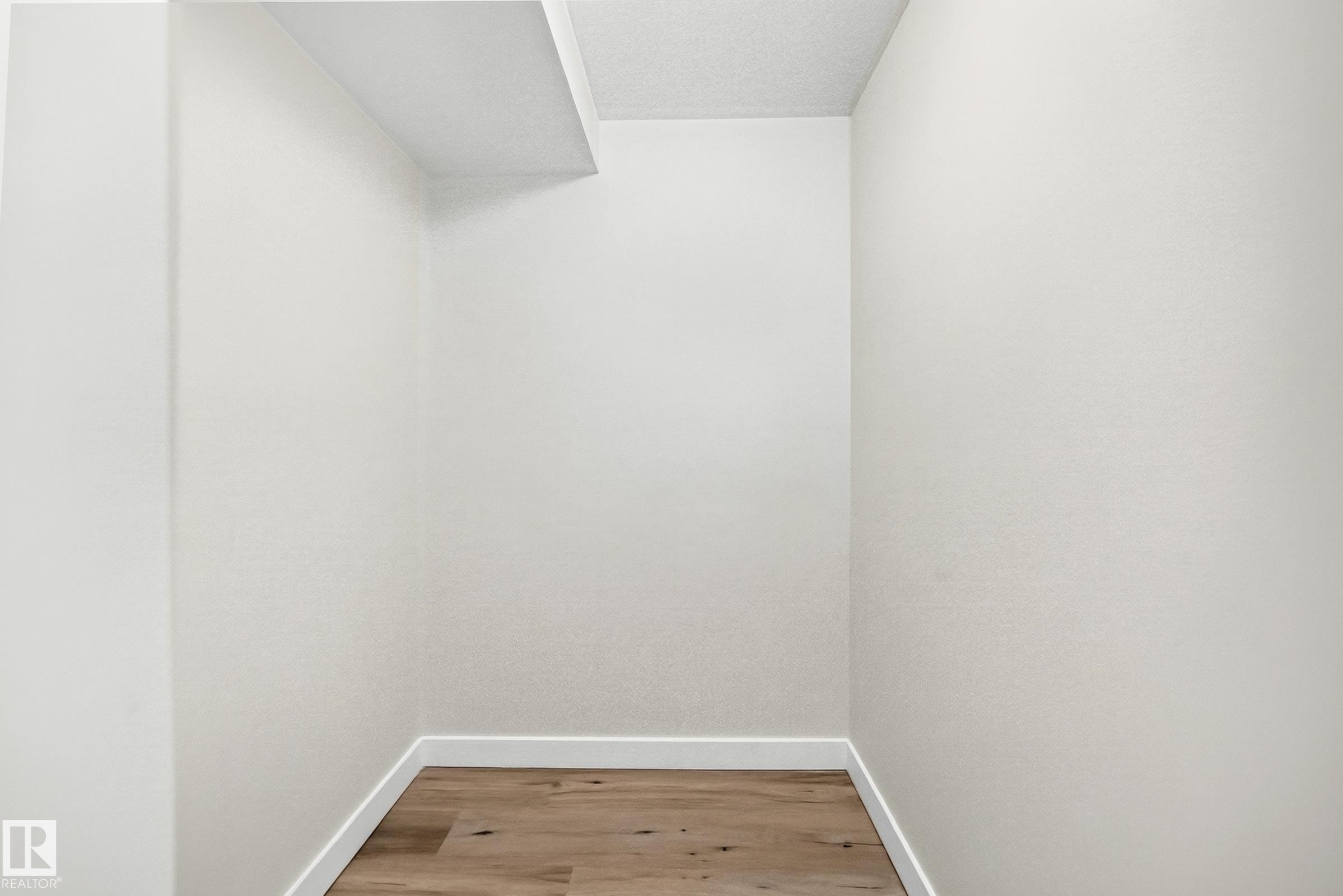 Walk in closet - 18636 71 Avenue, Edmonton, AB