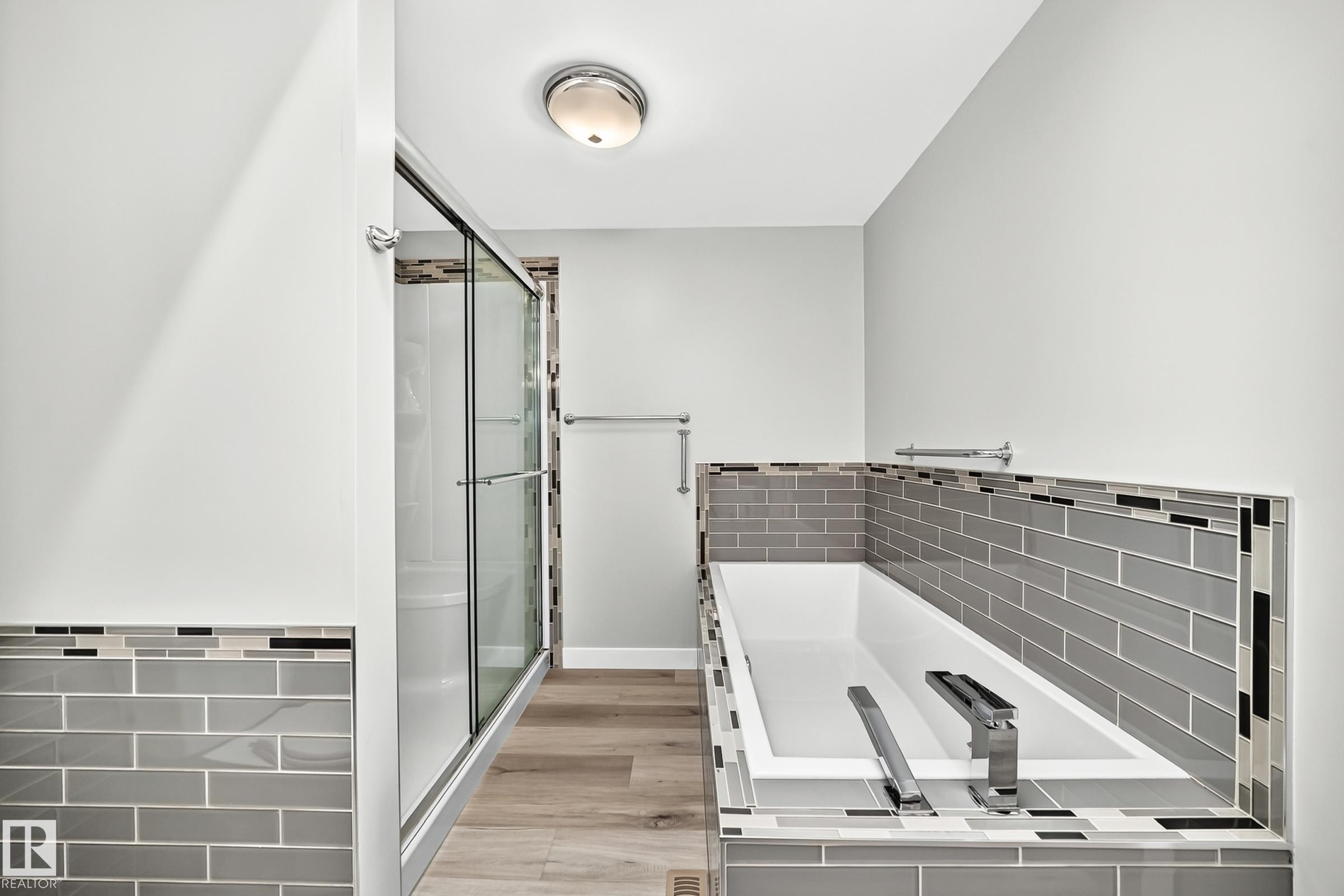 Bathroom - 18636 71 Avenue, Edmonton, AB