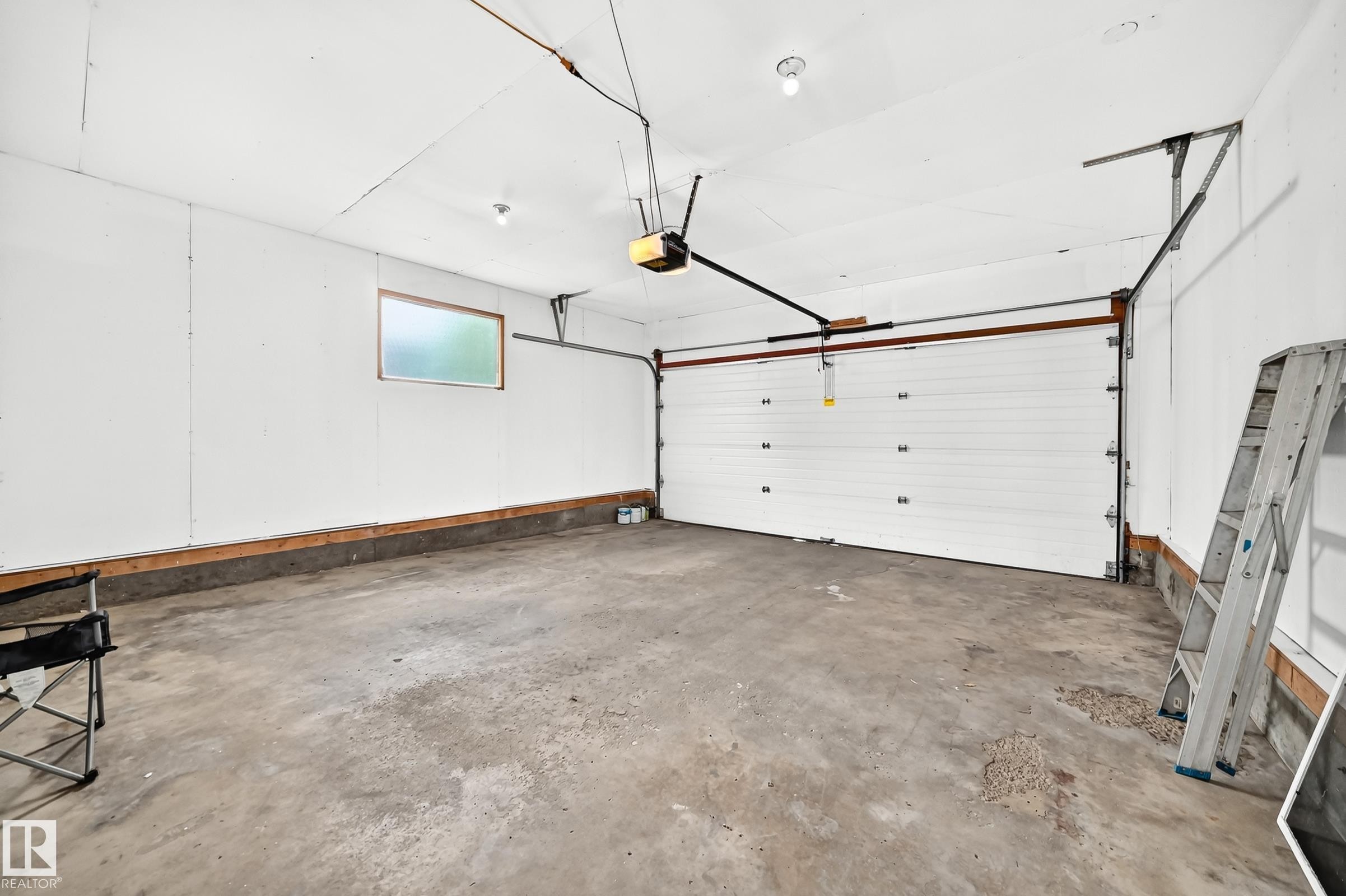 Garage - 18636 71 Avenue, Edmonton, AB