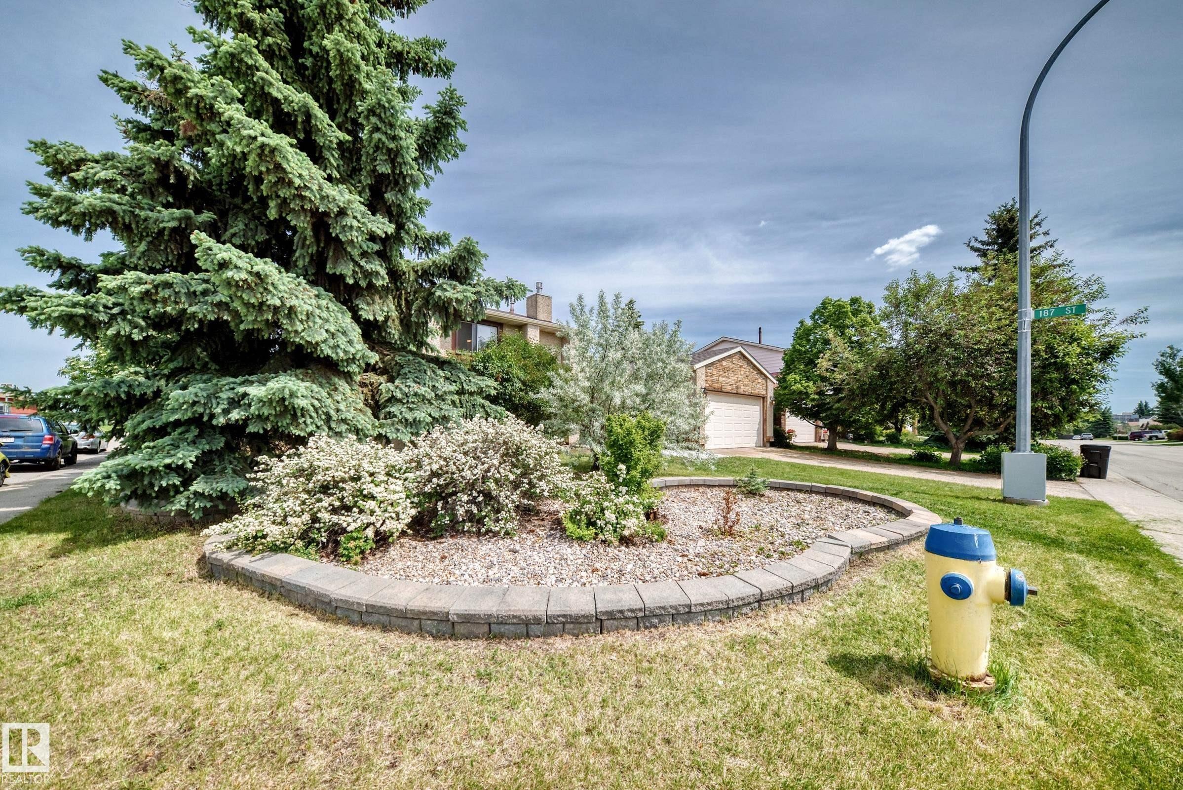 Yard - 18636 71 Avenue, Edmonton, AB