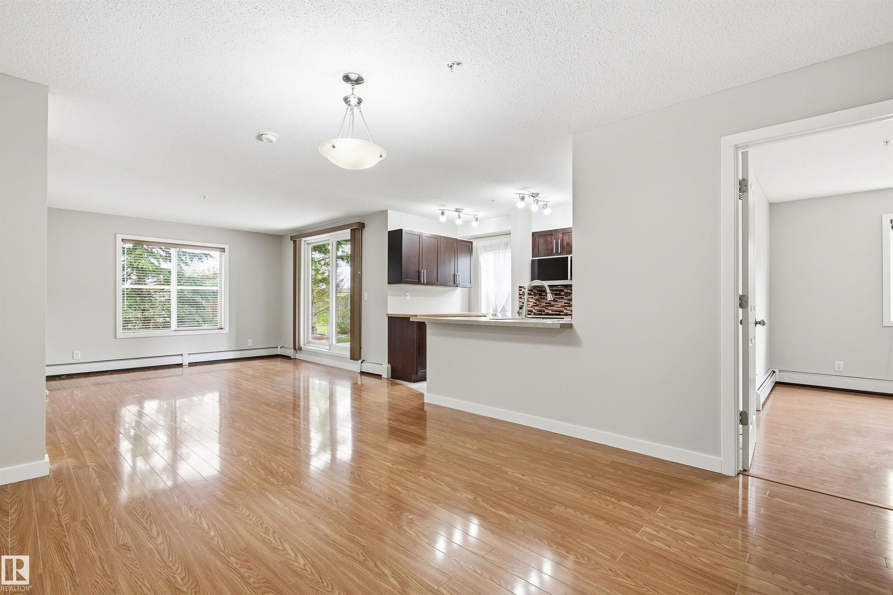 120 534 Watt Boulevard, Edmonton, AB