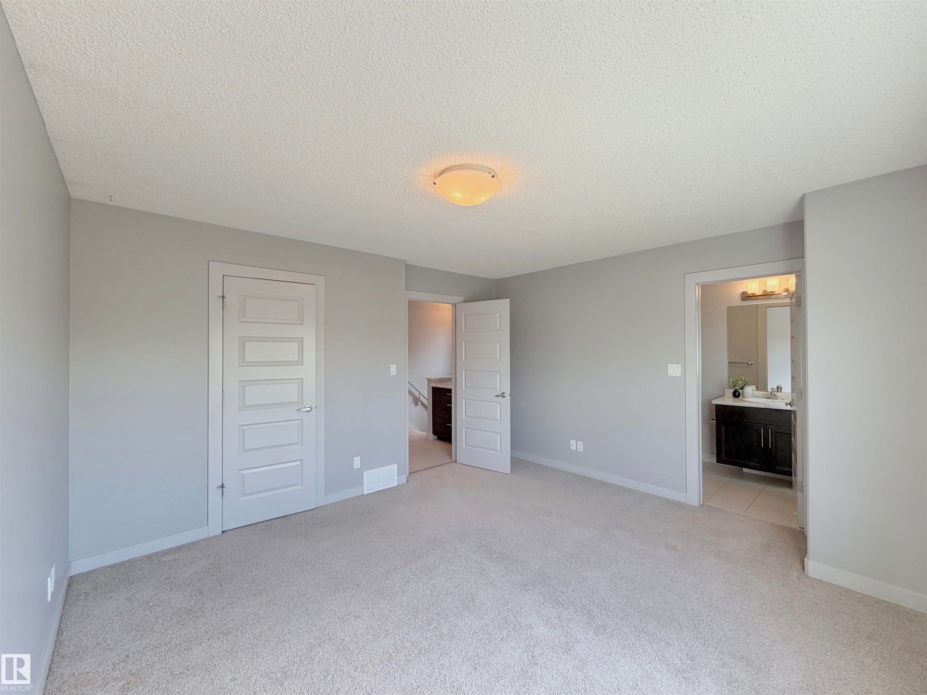 6925 Cardinal Wynd, Edmonton, AB