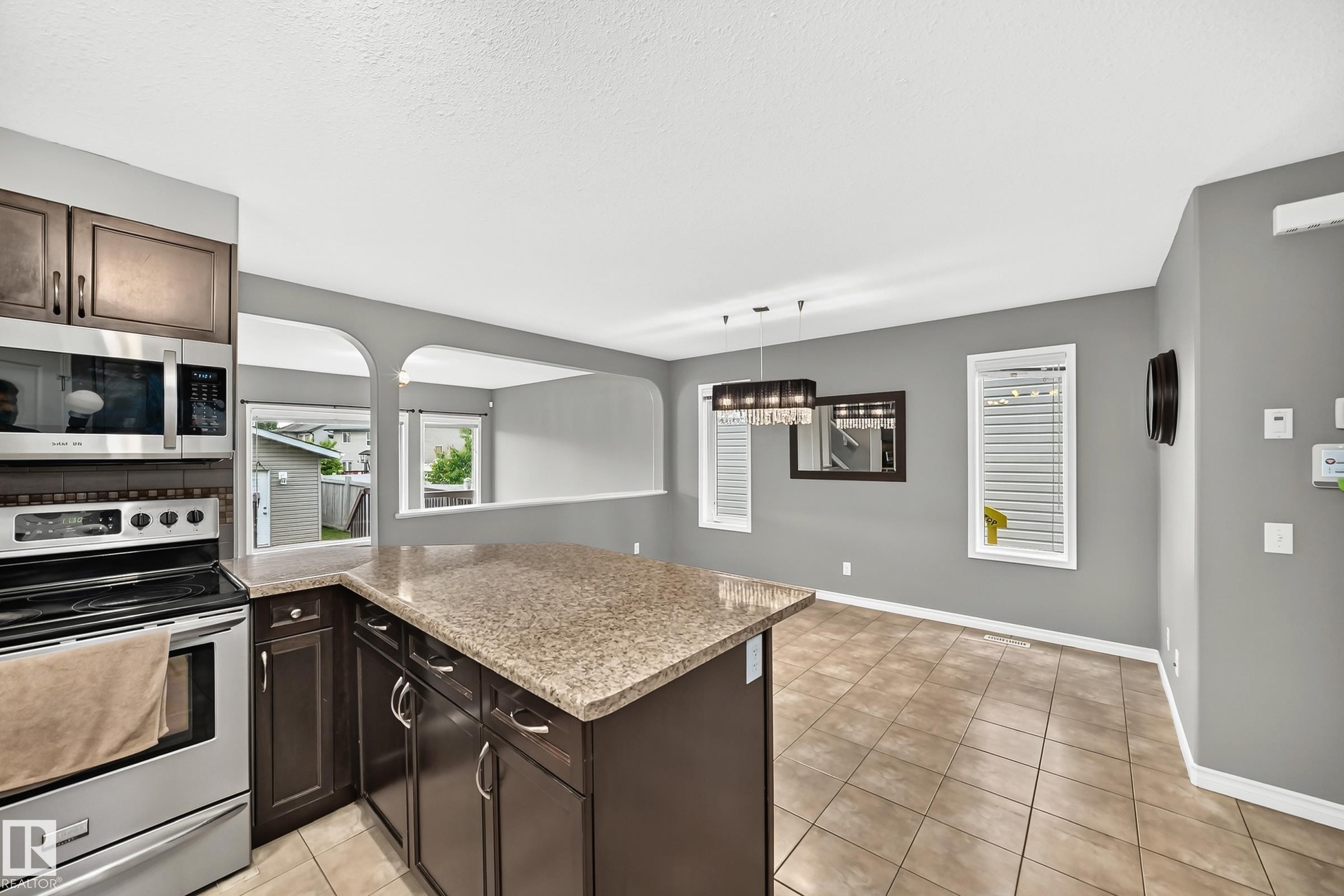 430 Hemingway Road, Edmonton, AB