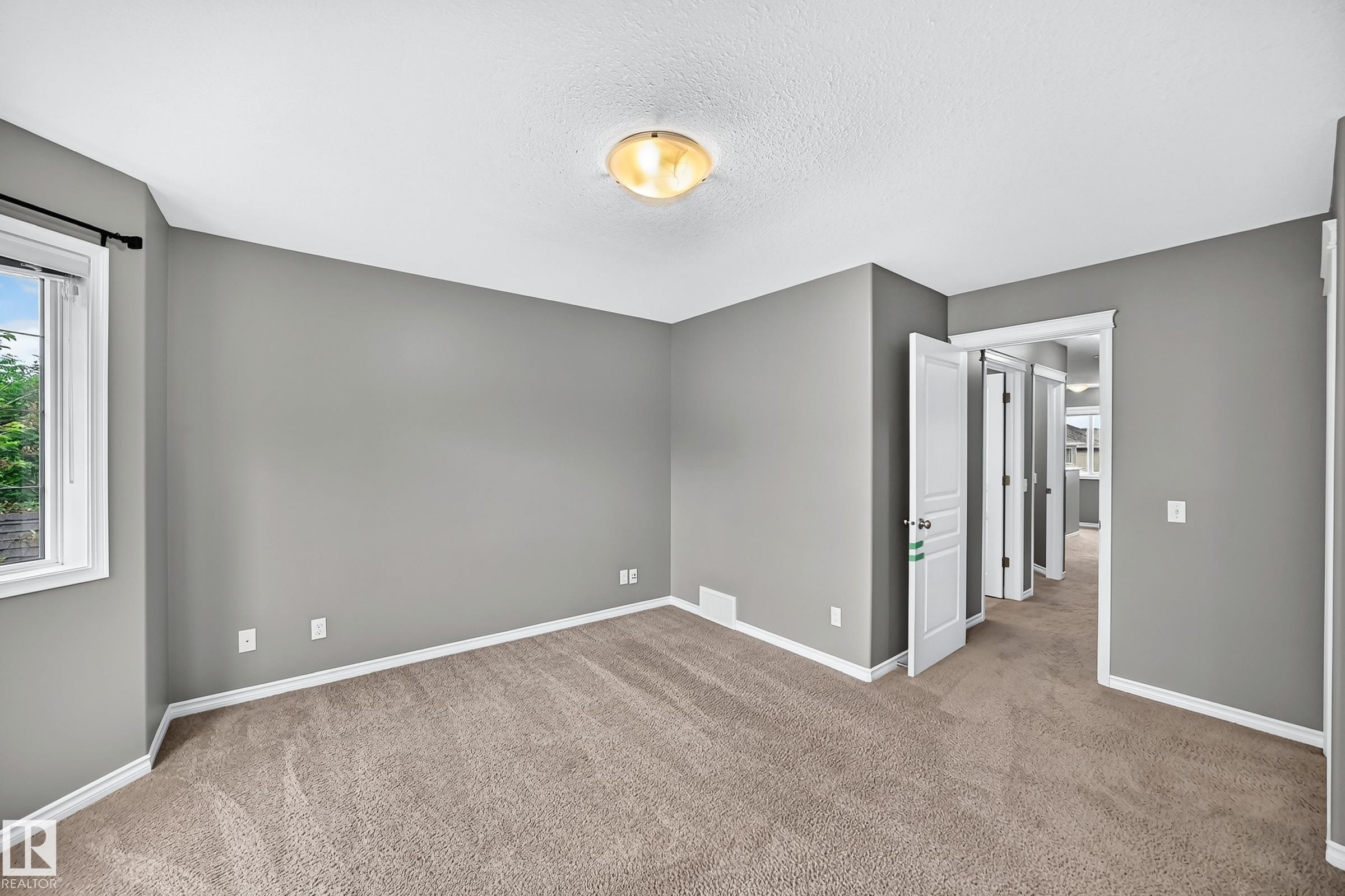 430 Hemingway Road, Edmonton, AB
