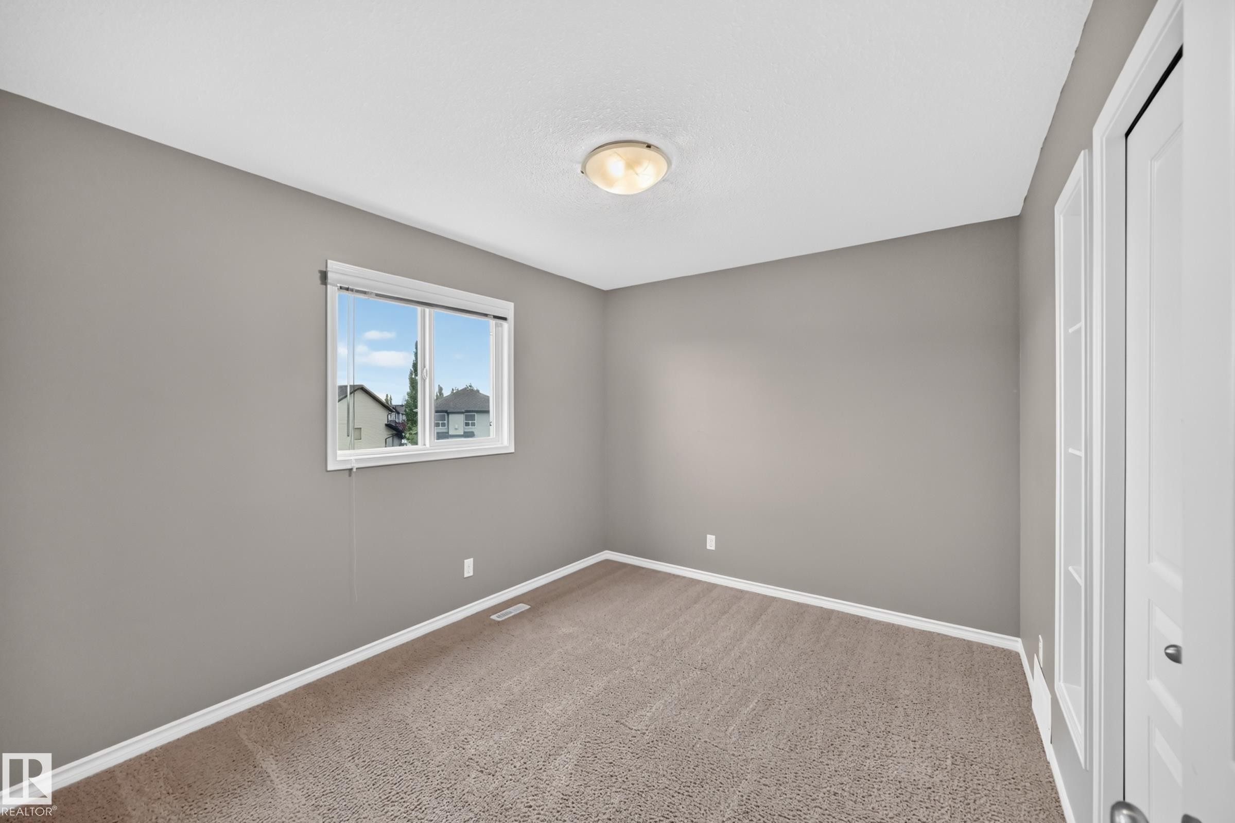430 Hemingway Road, Edmonton, AB