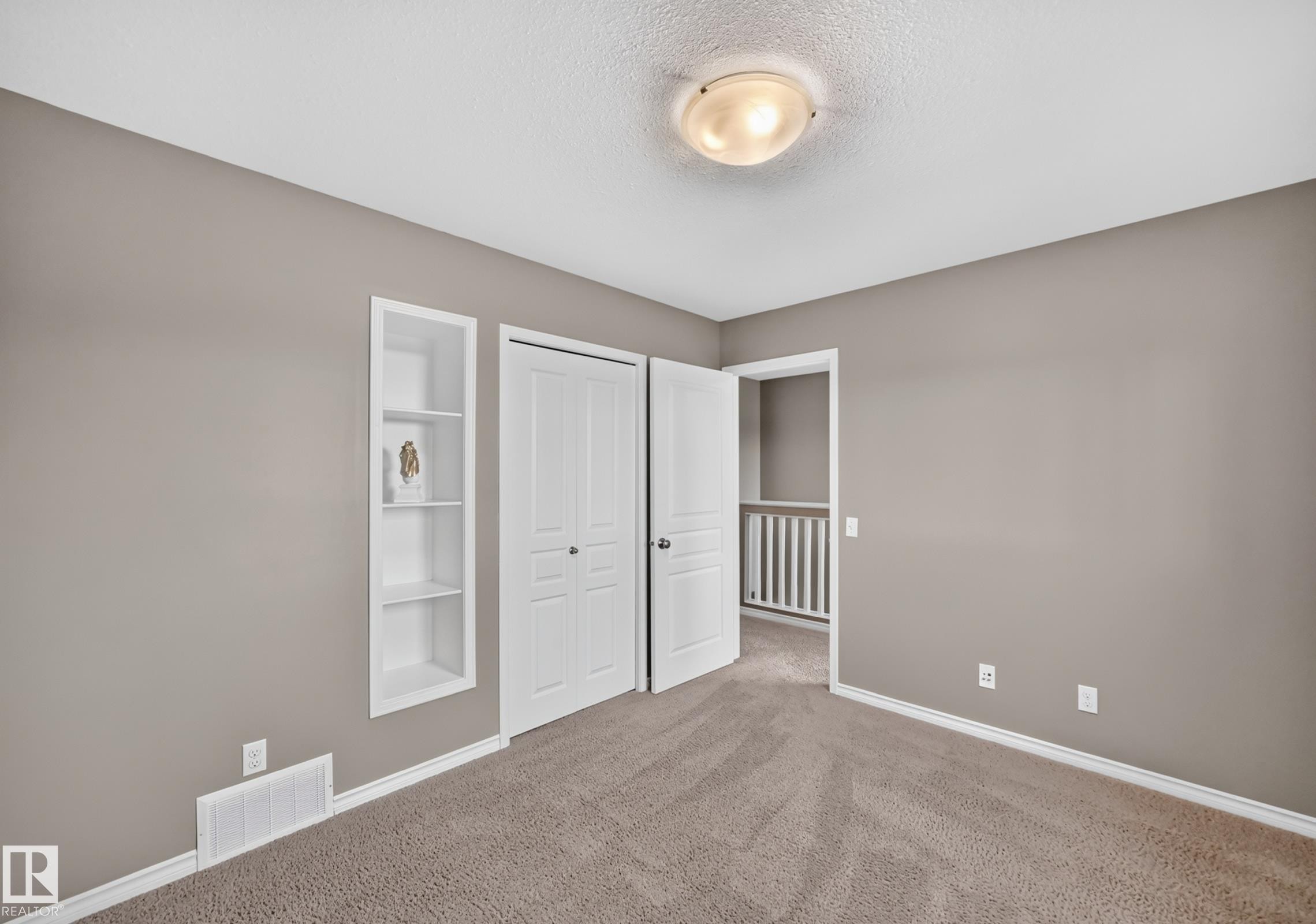 430 Hemingway Road, Edmonton, AB
