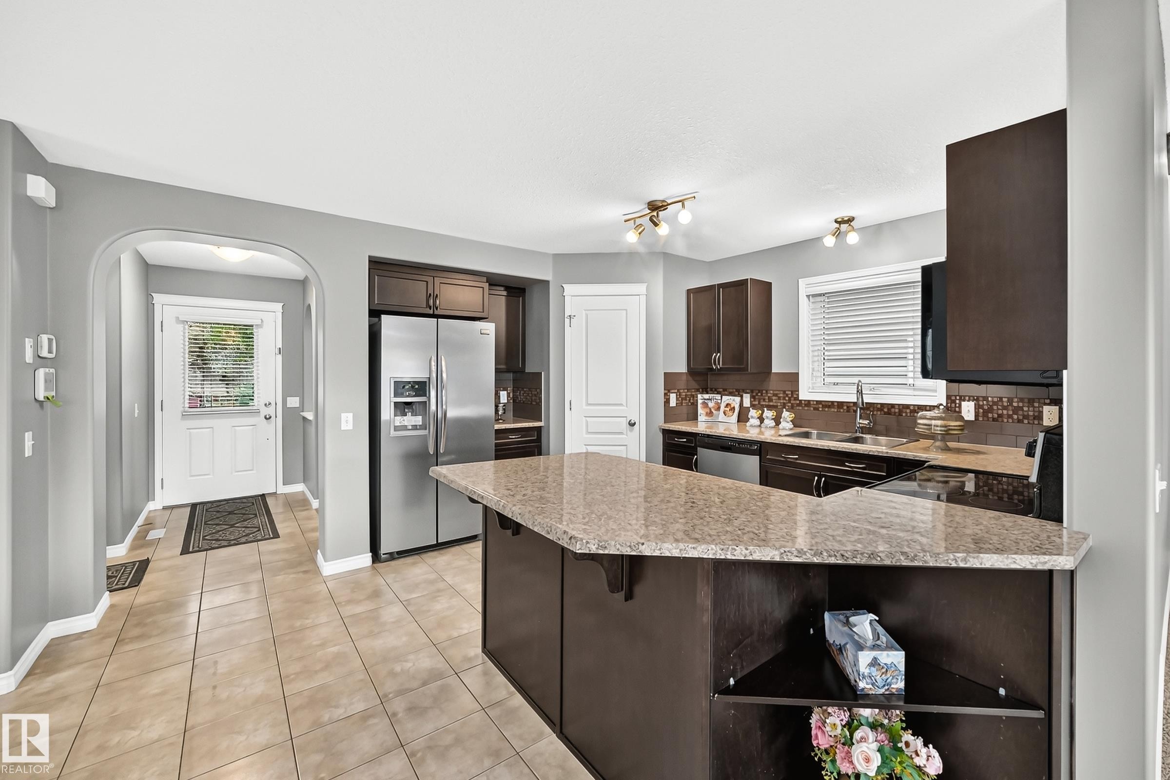 430 Hemingway Road, Edmonton, AB
