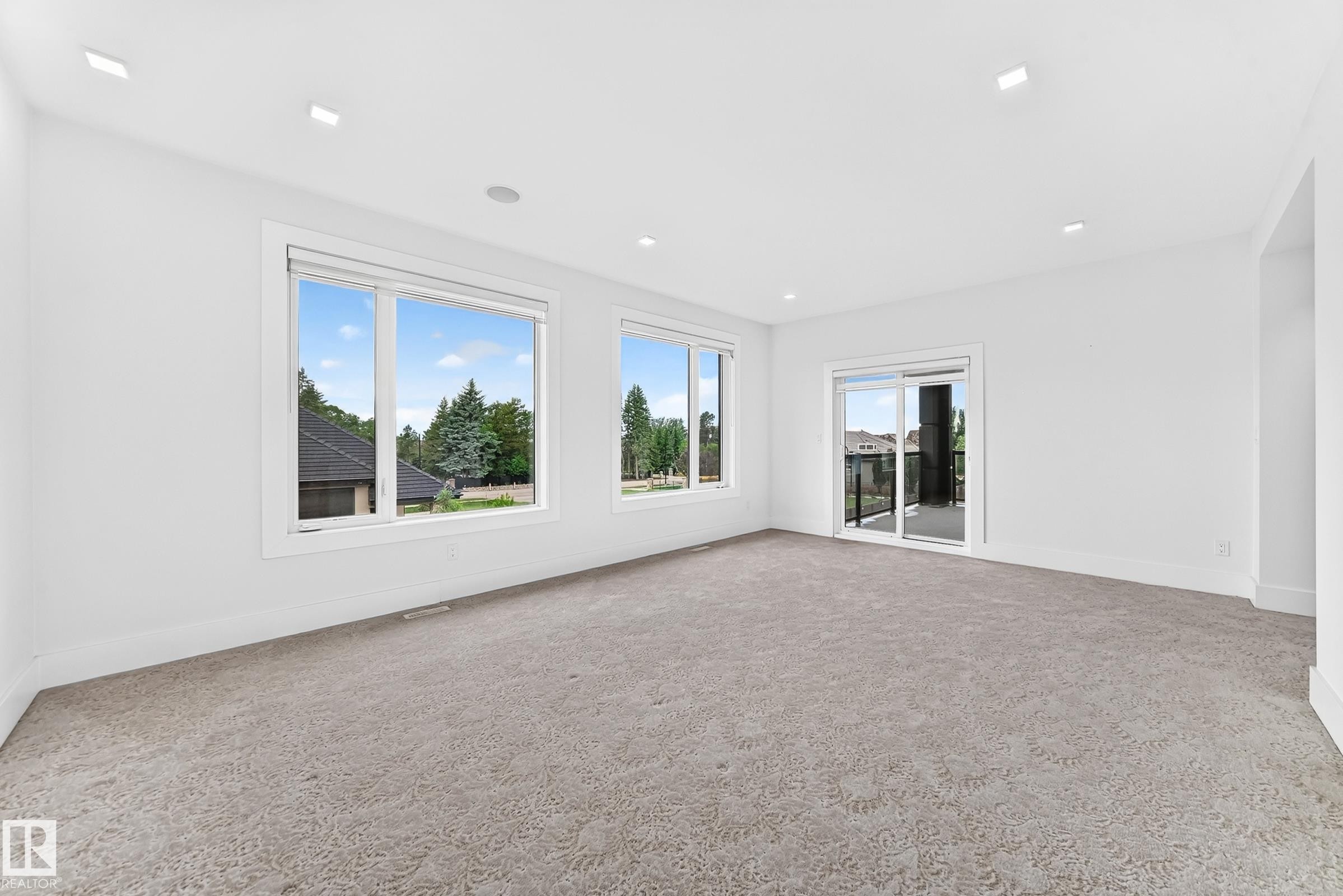 2747 Wheaton Drive, Edmonton, AB