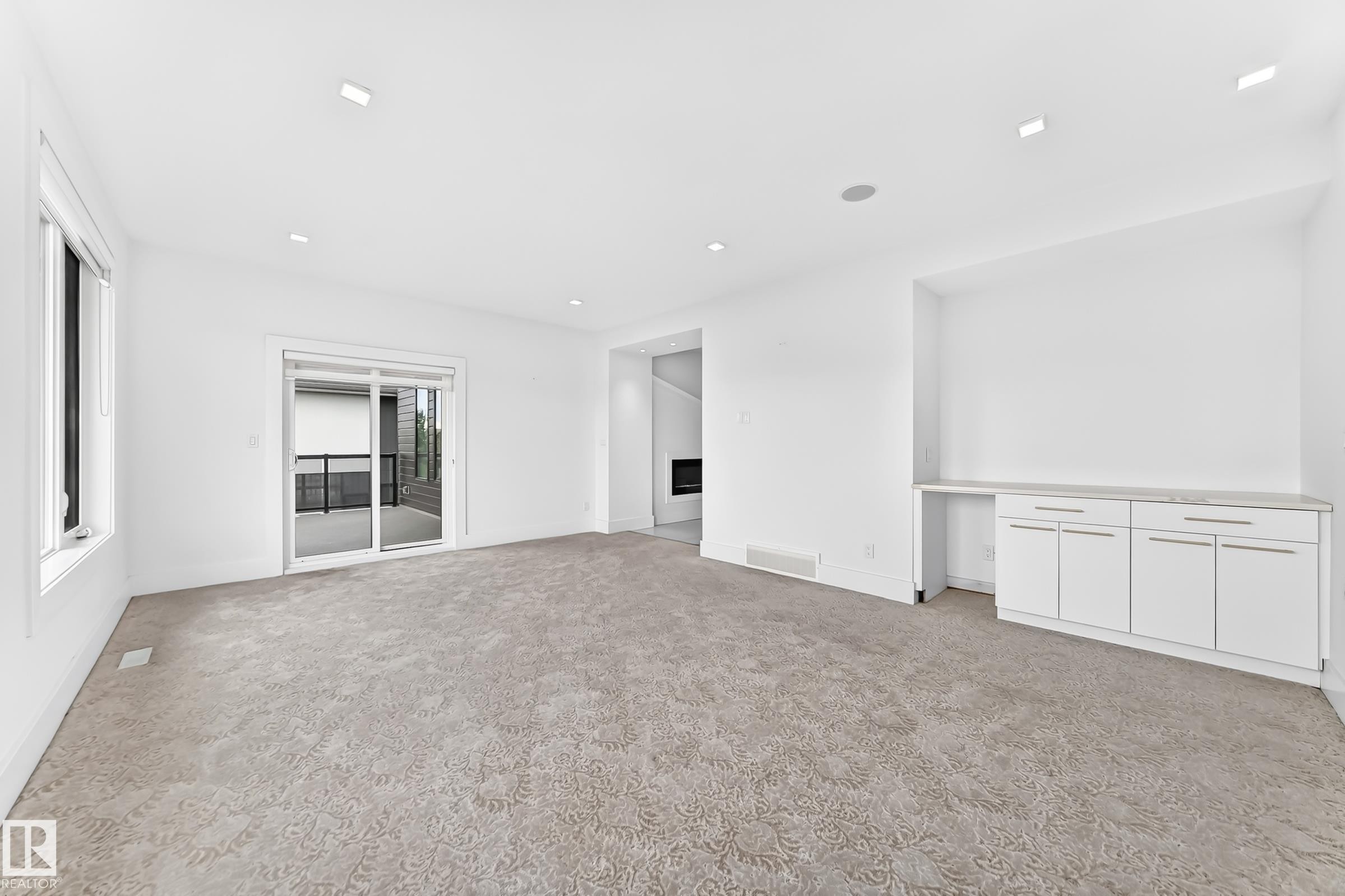 2747 Wheaton Drive, Edmonton, AB