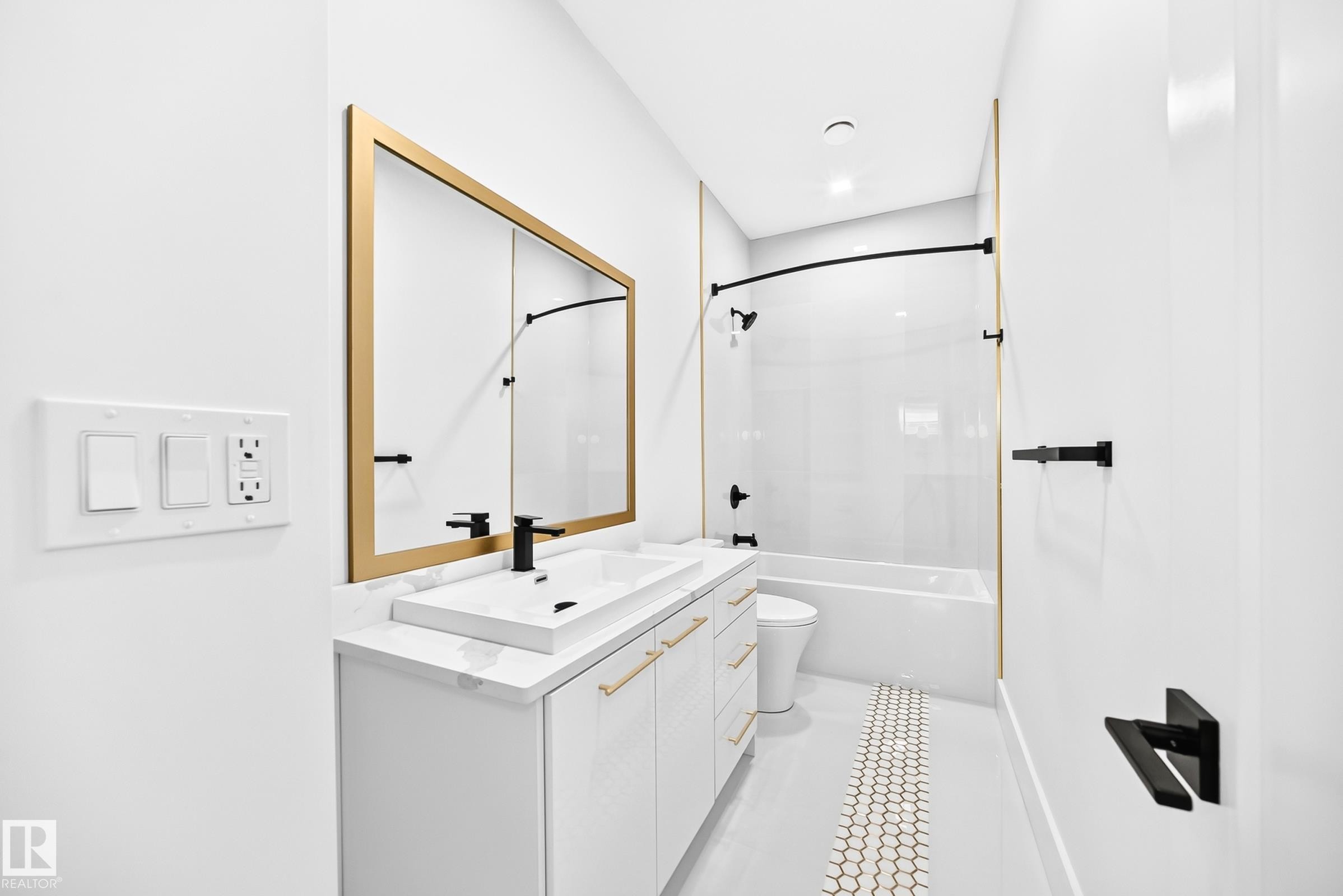 2747 Wheaton Drive, Edmonton, AB
