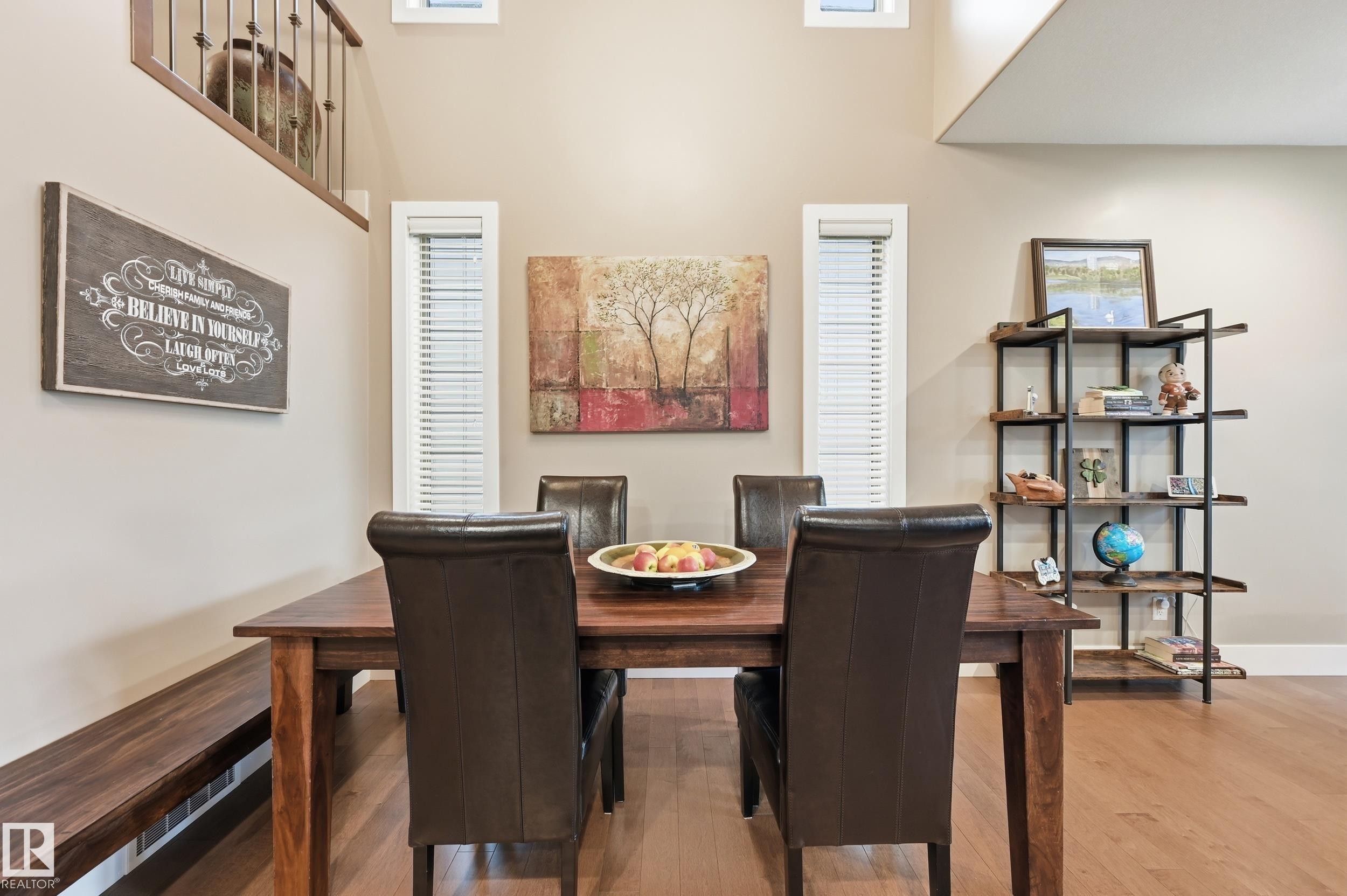 3252 Allan Way, Edmonton, AB - Indoor Photo Showing Dining Room