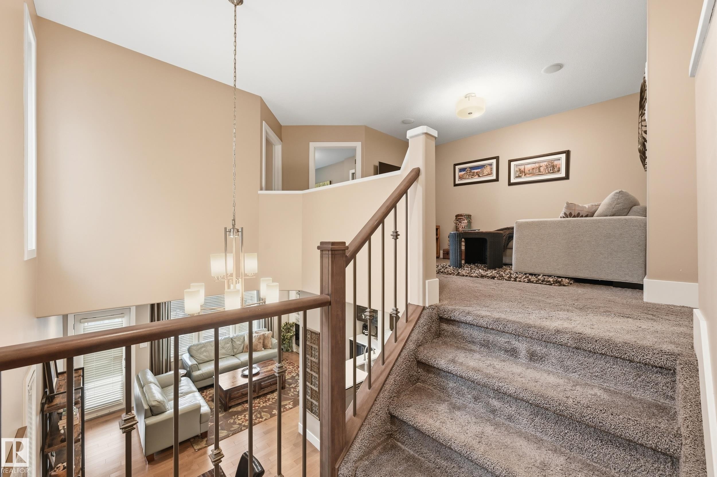 3252 Allan Way, Edmonton, AB - Indoor Photo Showing Other Room