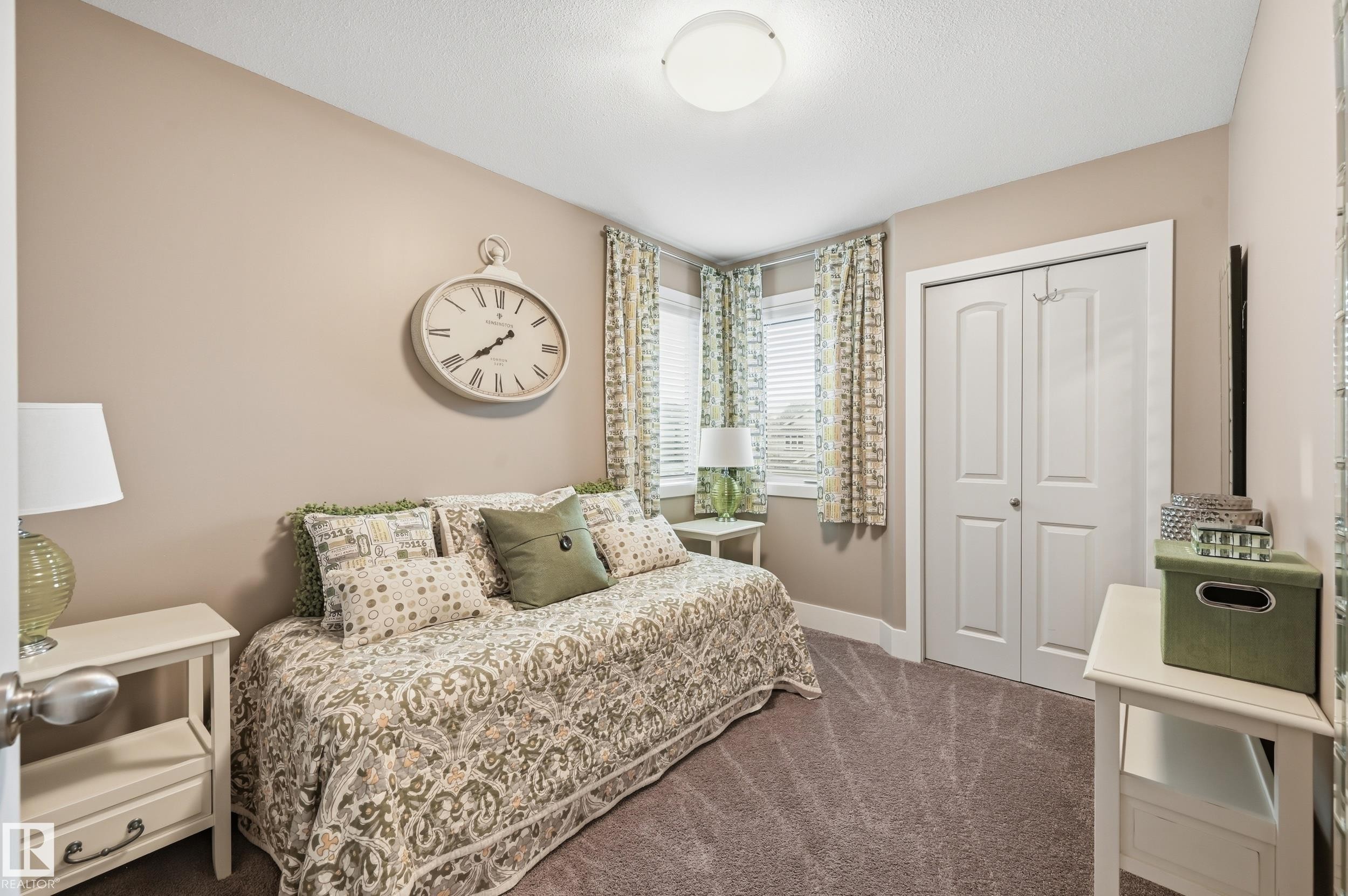 3252 Allan Way, Edmonton, AB - Indoor Photo Showing Bedroom