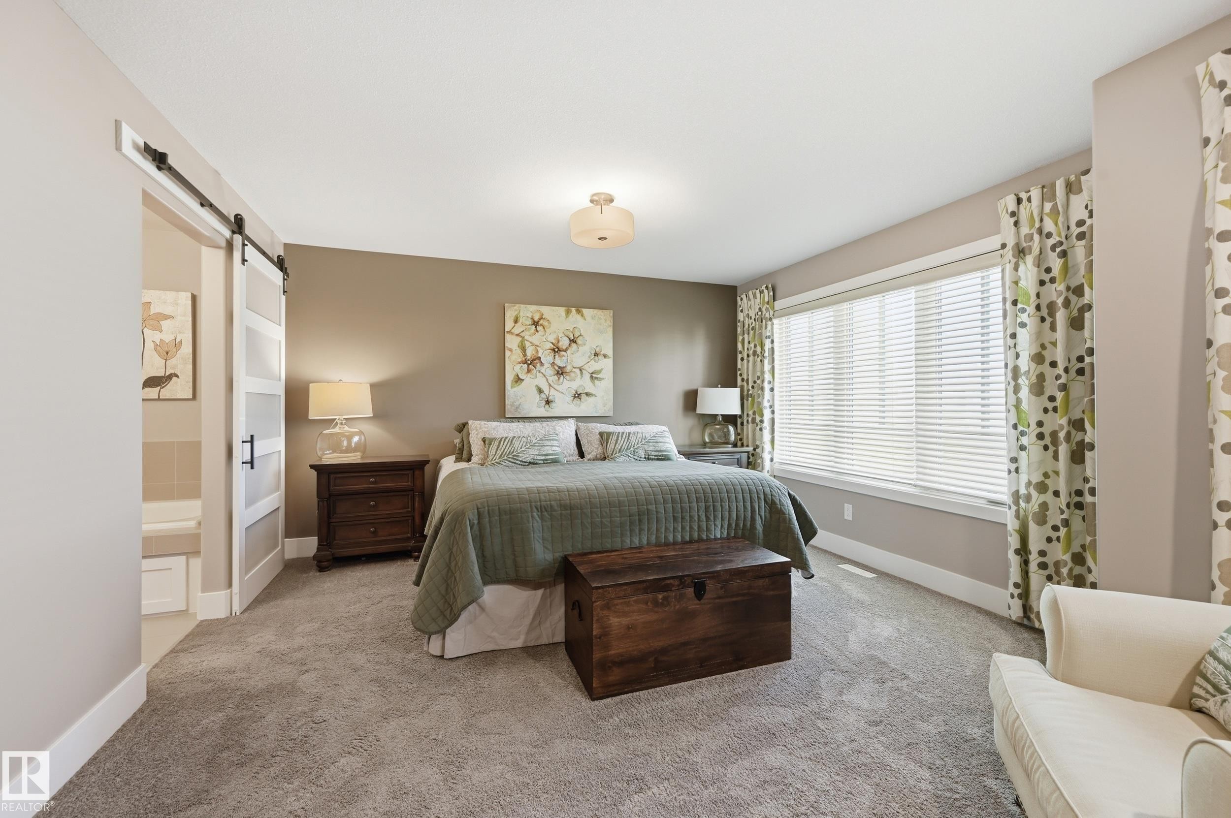 3252 Allan Way, Edmonton, AB - Indoor Photo Showing Bedroom
