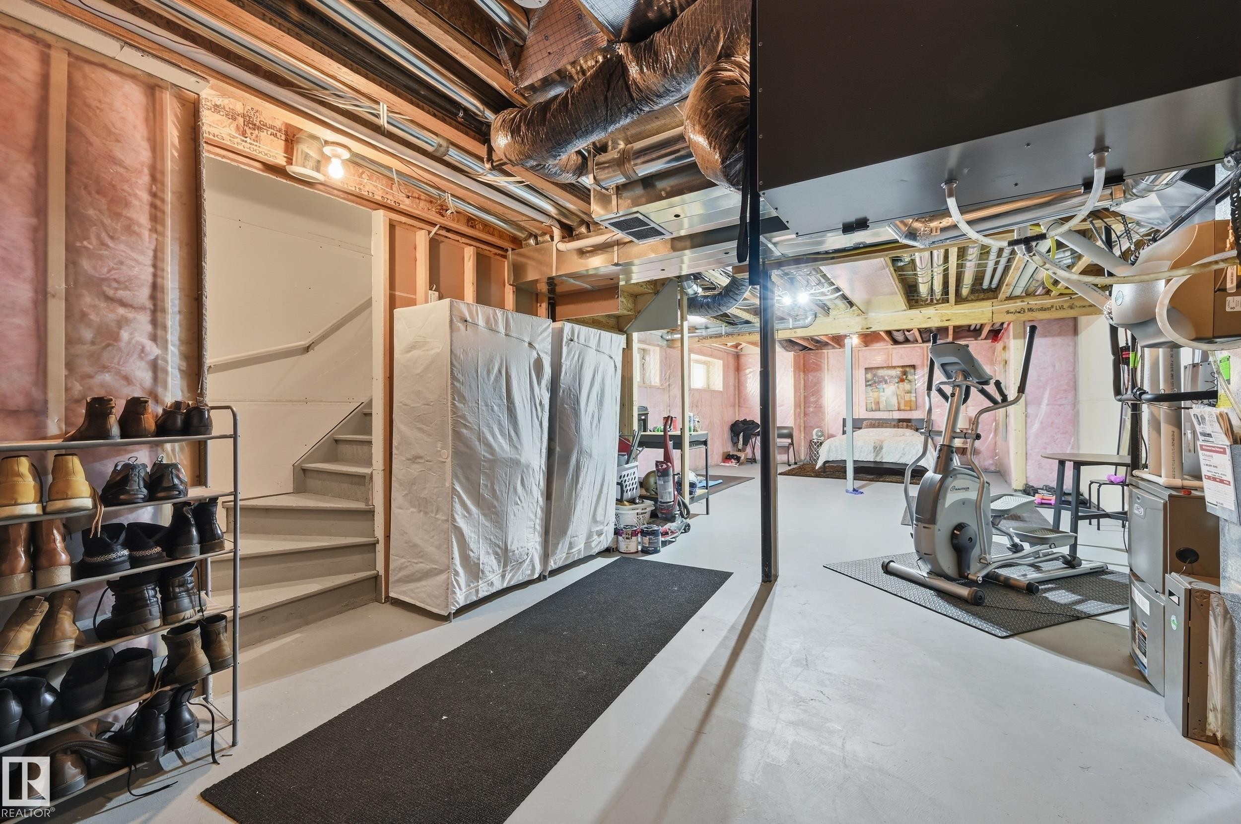 3252 Allan Way, Edmonton, AB - Indoor Photo Showing Basement