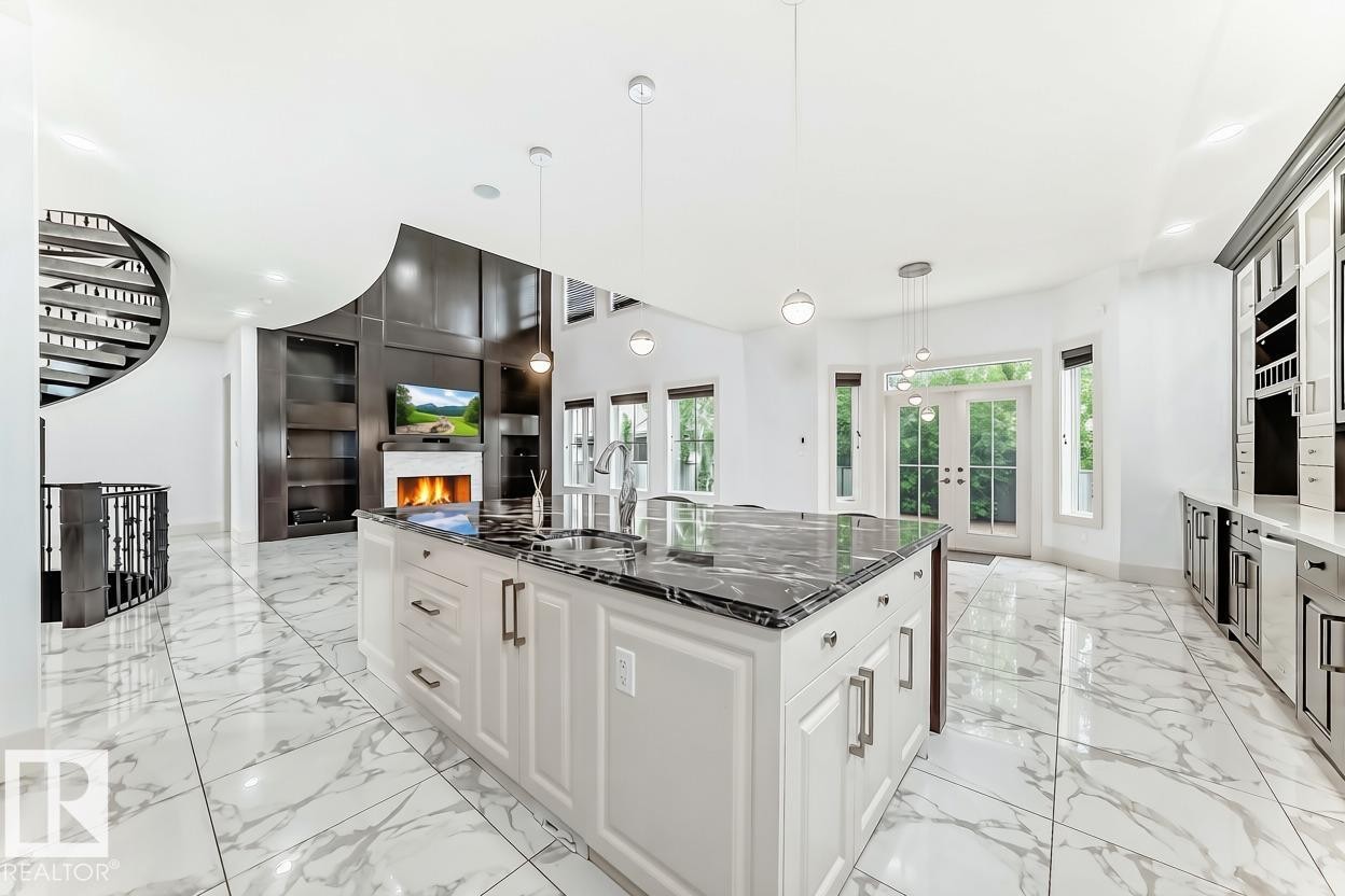 5511 Mcluhan Bluff Bluff, Edmonton, AB