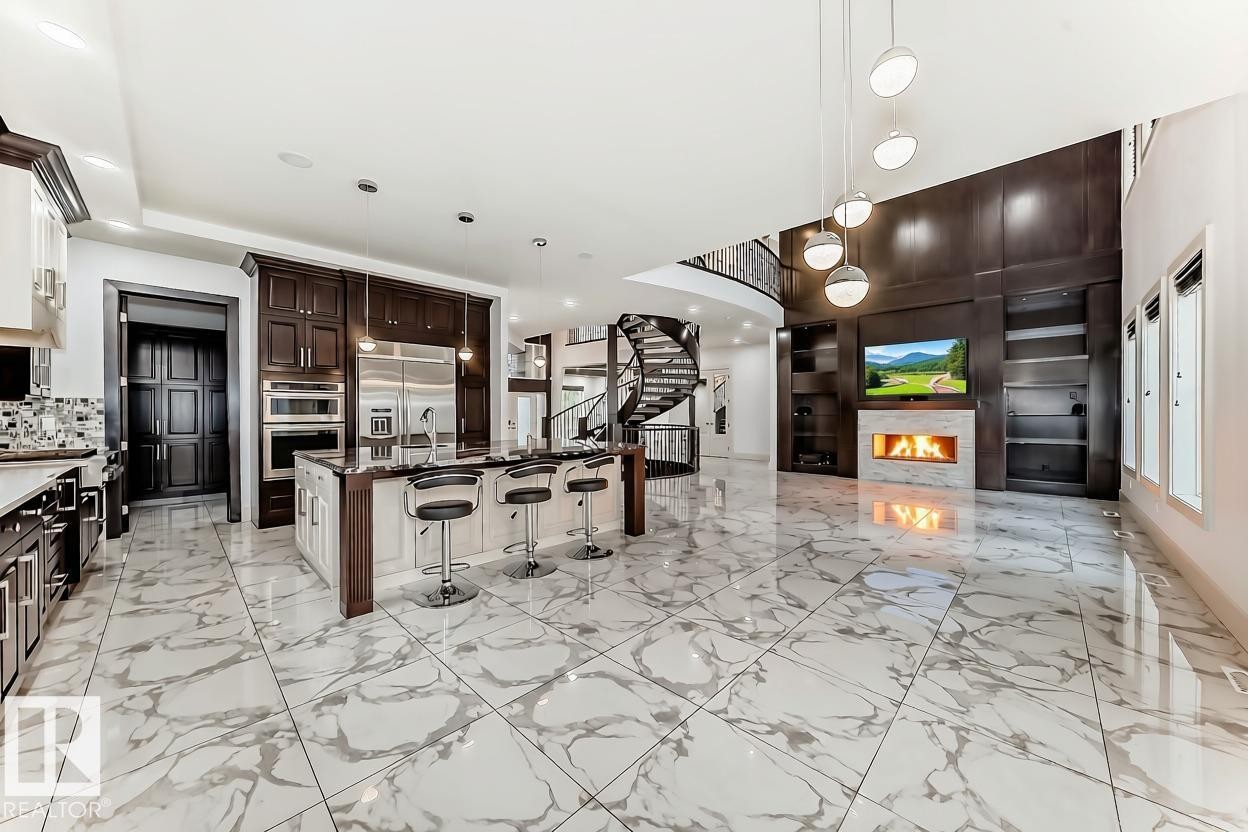 5511 Mcluhan Bluff Bluff, Edmonton, AB
