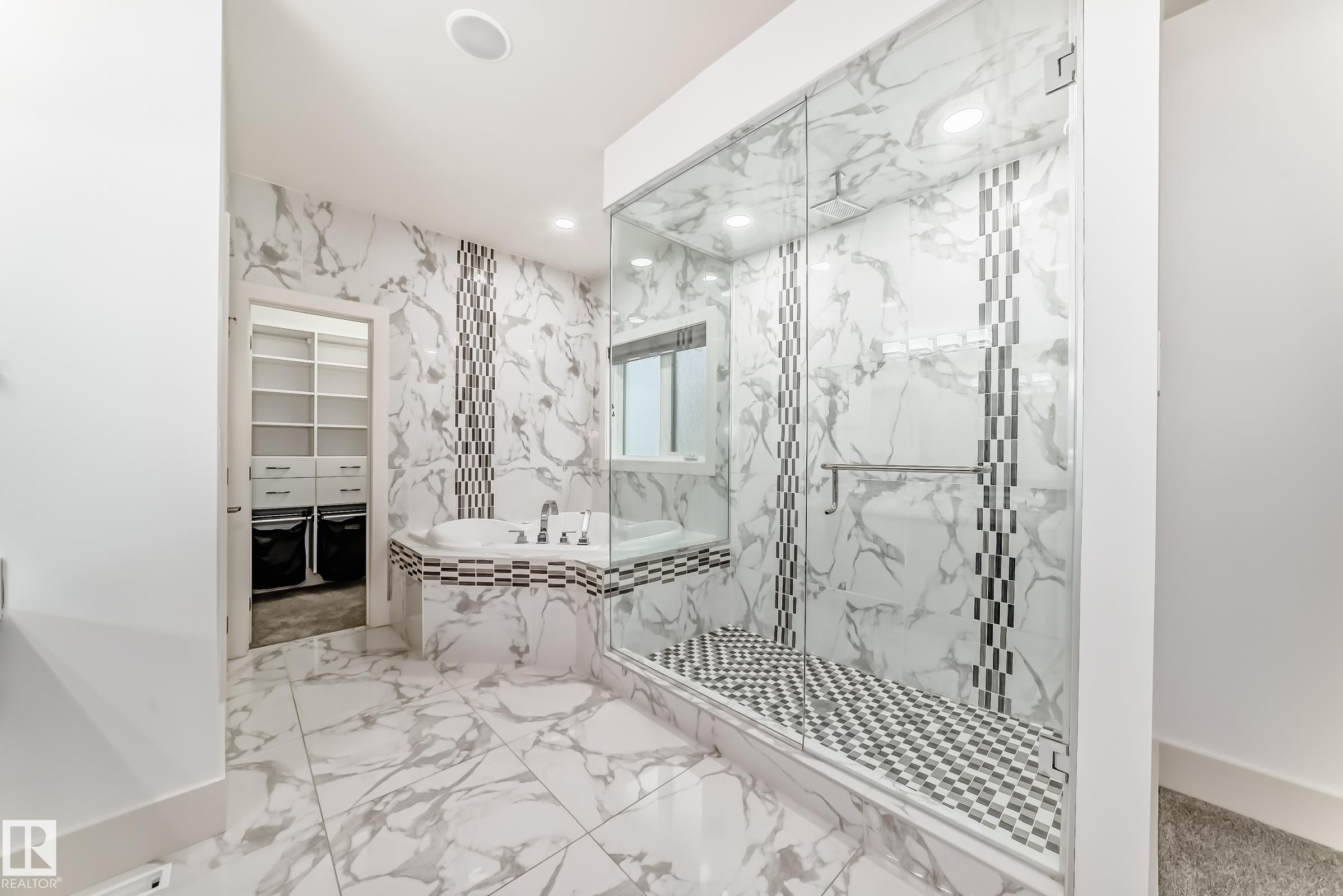 5511 Mcluhan Bluff Bluff, Edmonton, AB