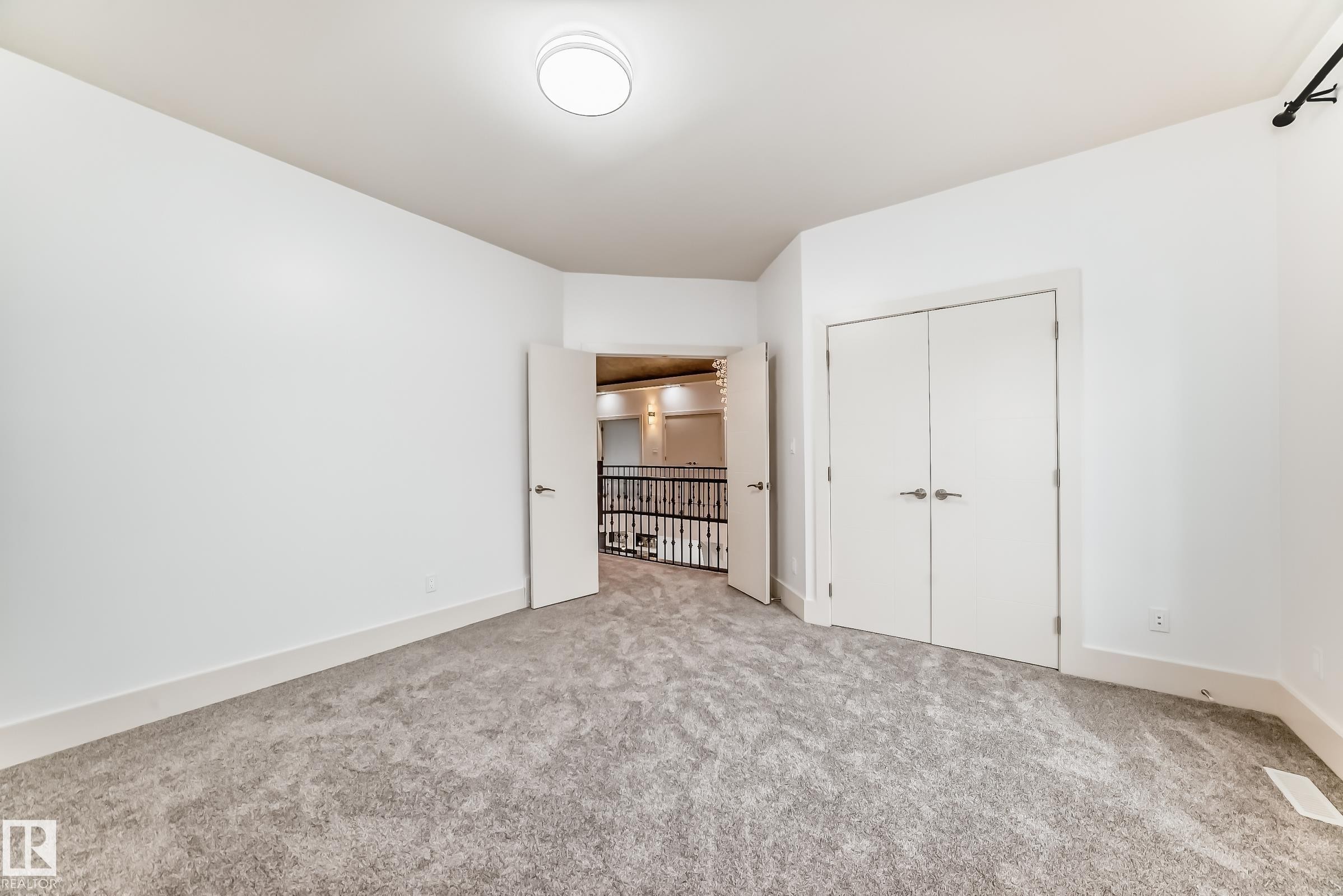 5511 Mcluhan Bluff Bluff, Edmonton, AB