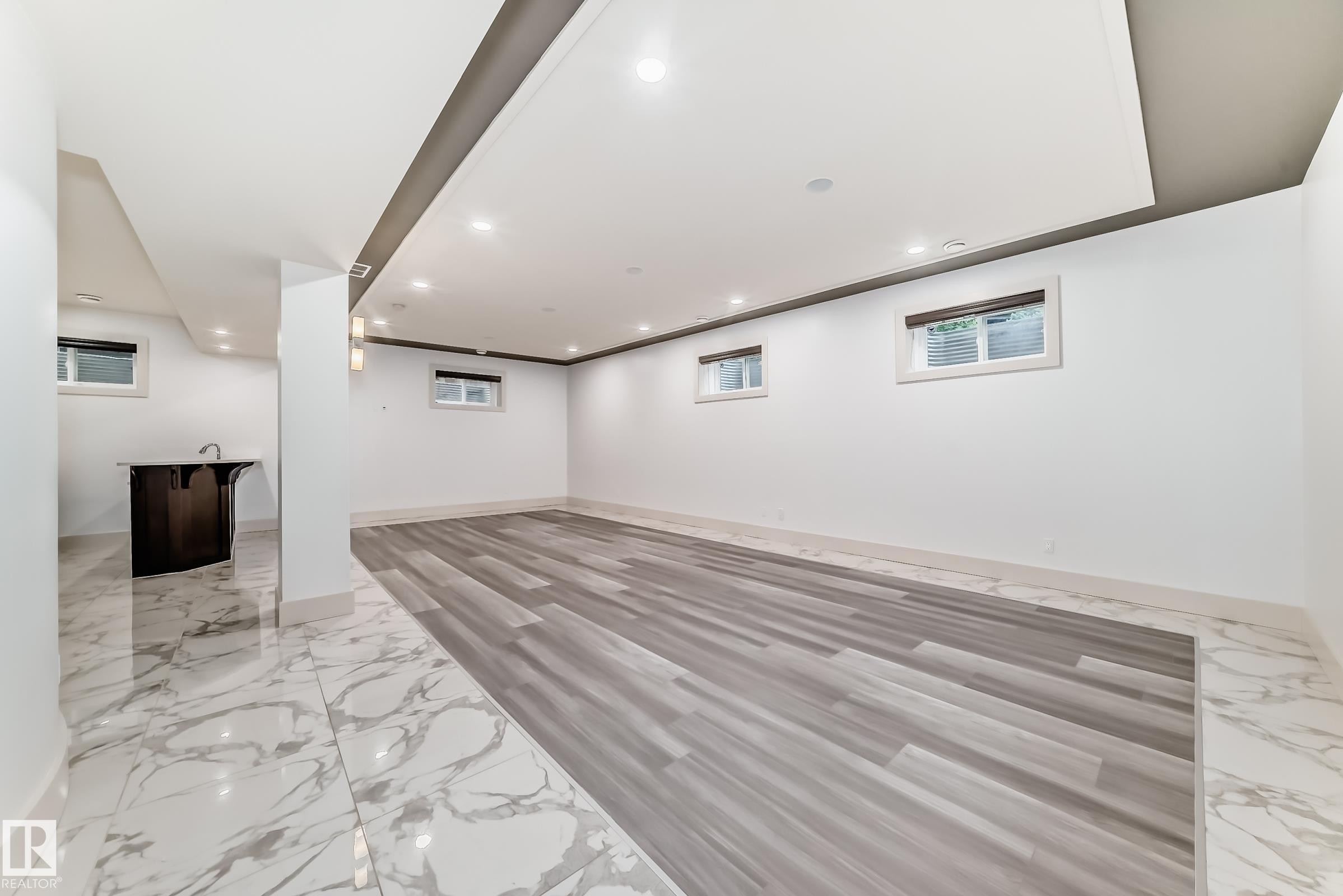 5511 Mcluhan Bluff Bluff, Edmonton, AB
