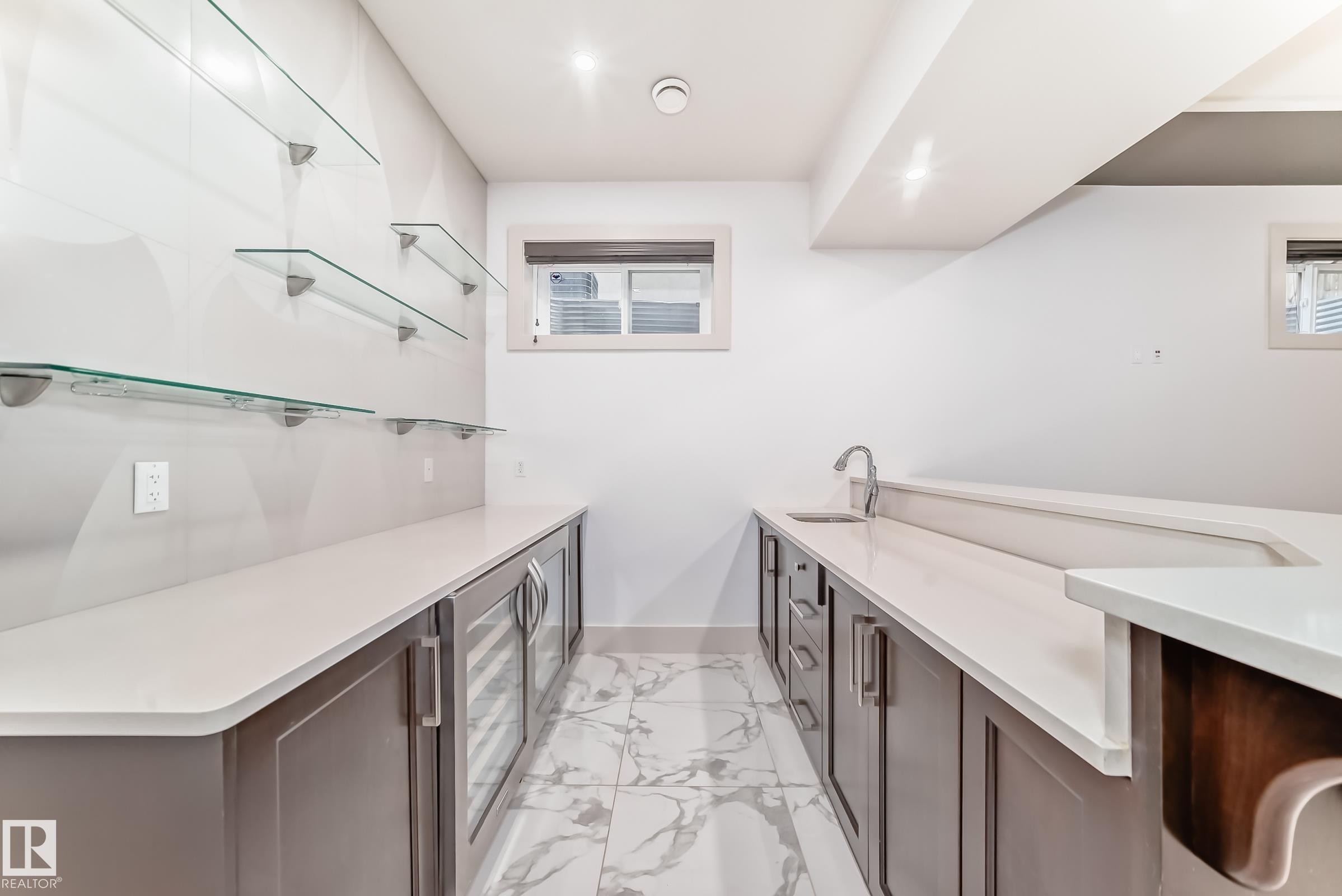5511 Mcluhan Bluff Bluff, Edmonton, AB