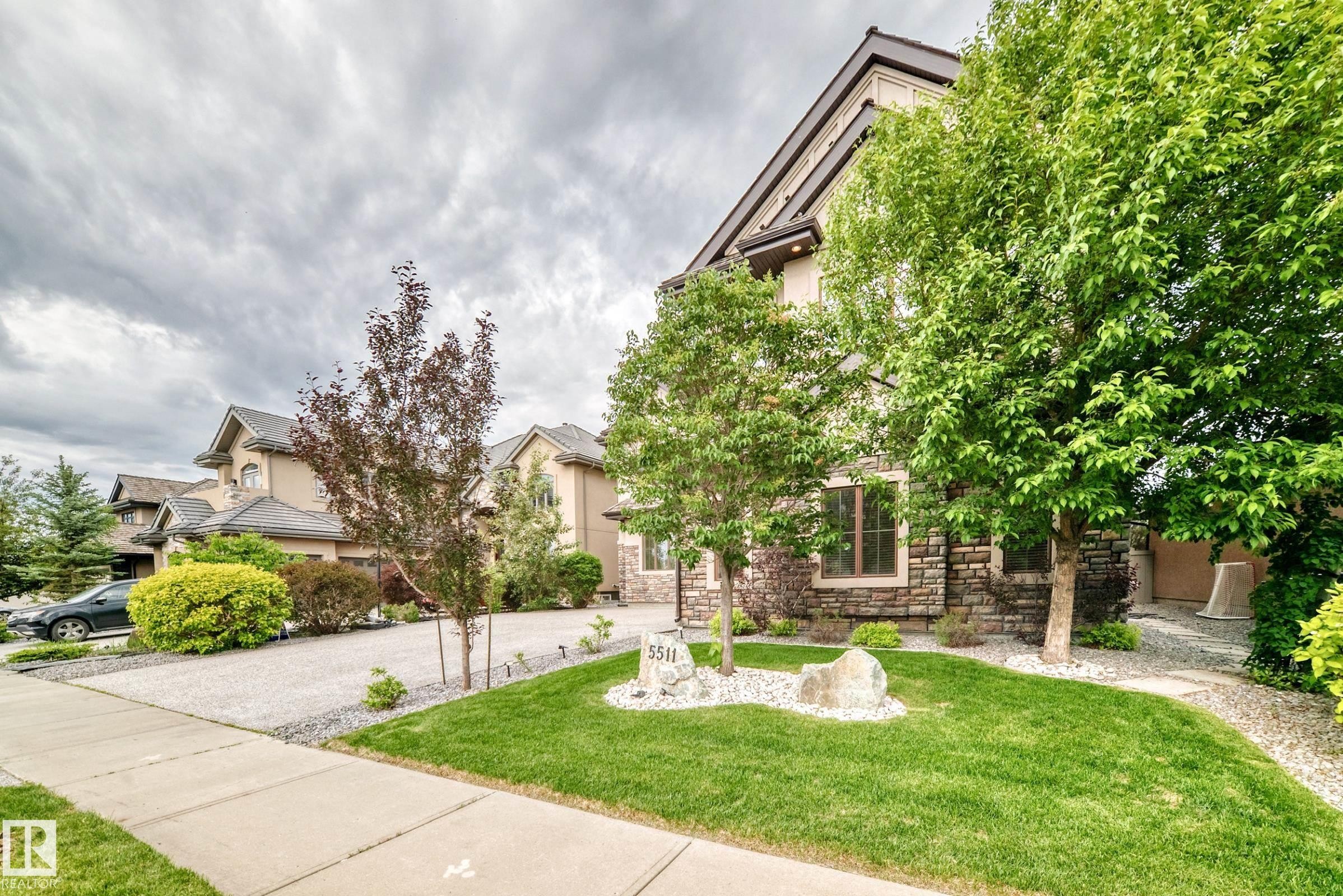 5511 Mcluhan Bluff Bluff, Edmonton, AB