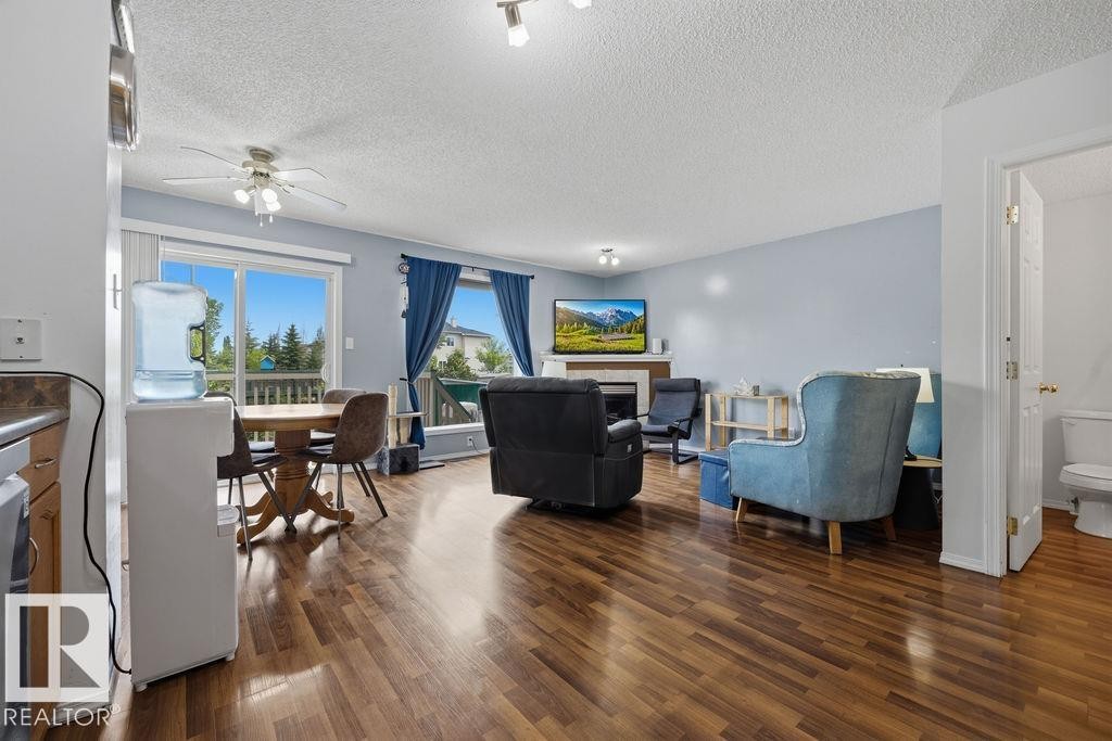 4 2004 Grantham Court, Edmonton, AB