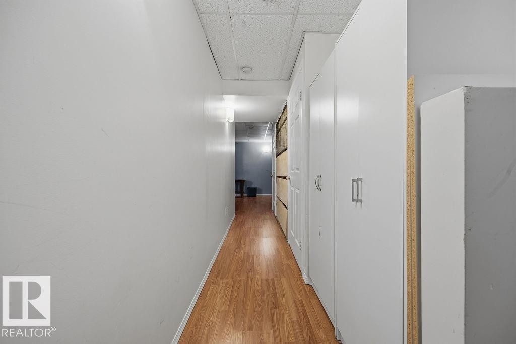 4 2004 Grantham Court, Edmonton, AB
