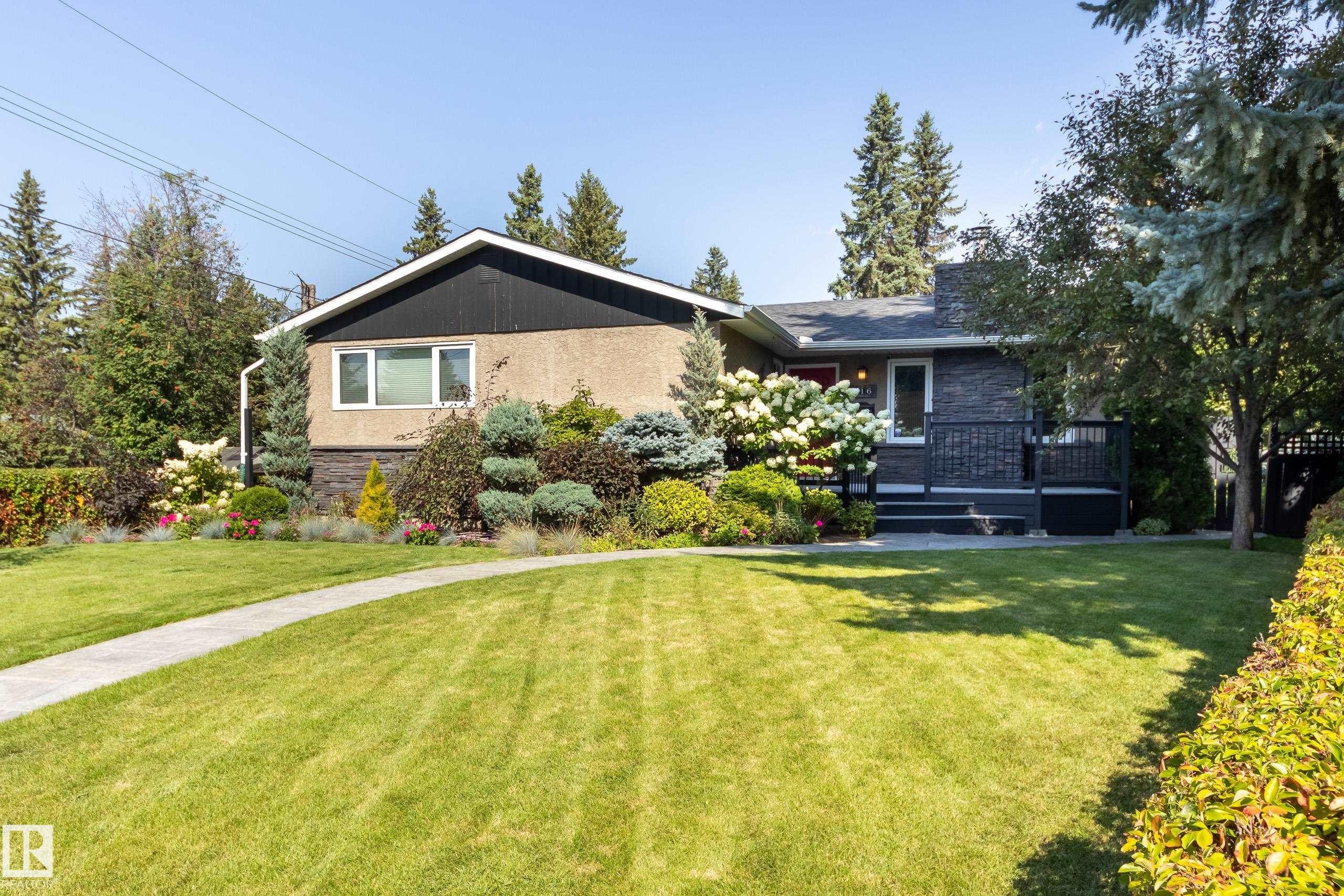 7216 103 Avenue, Edmonton, AB