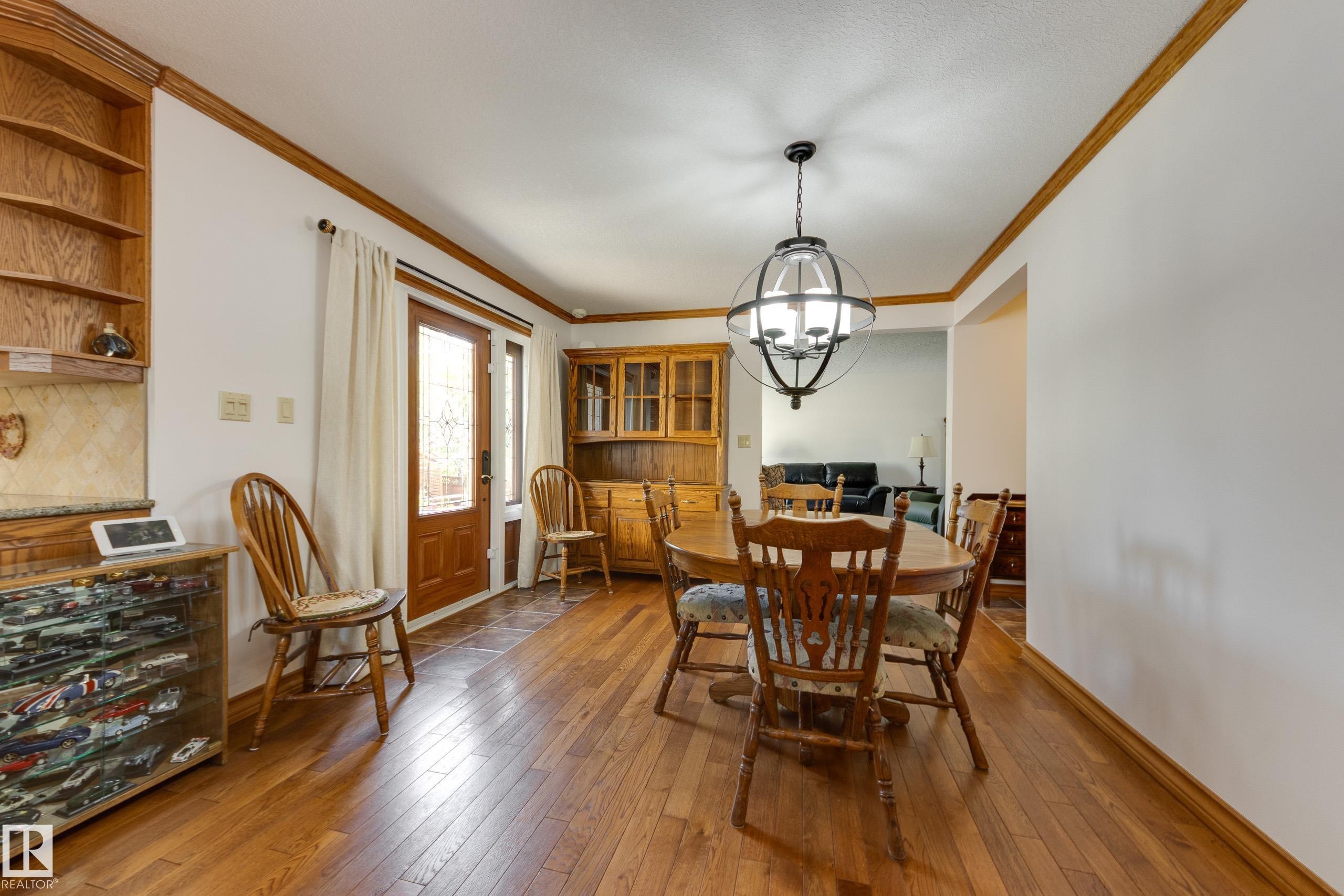 7216 103 Avenue, Edmonton, AB