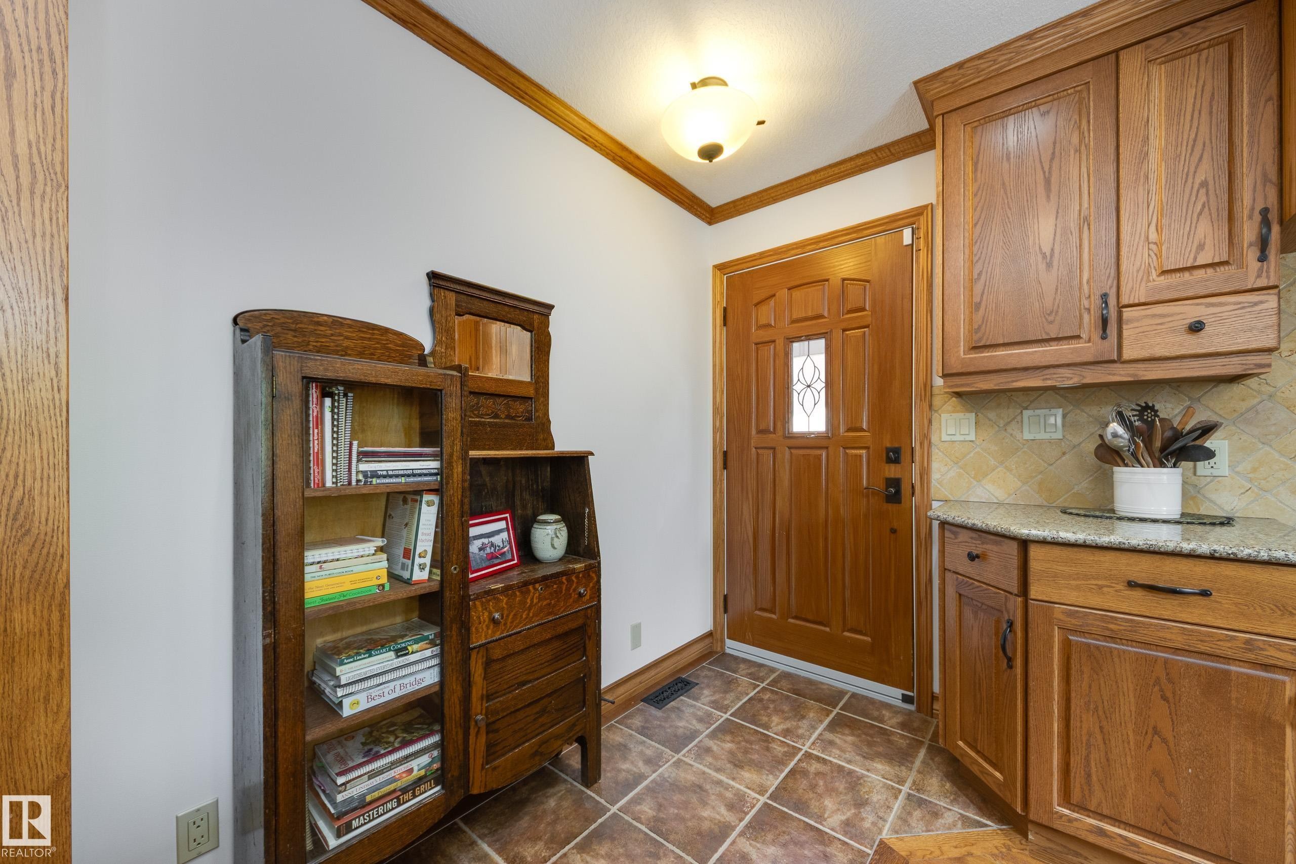 7216 103 Avenue, Edmonton, AB