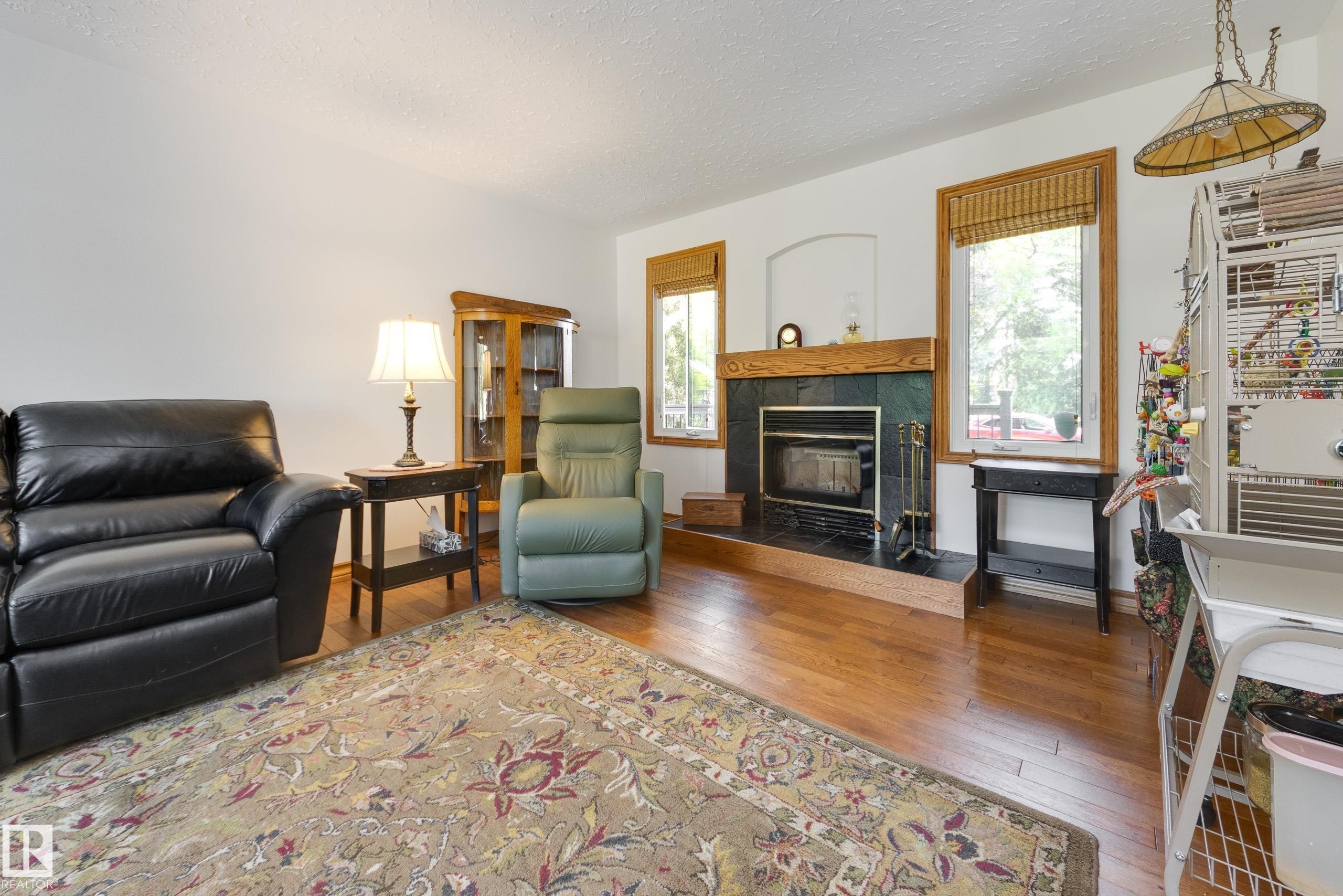 7216 103 Avenue, Edmonton, AB
