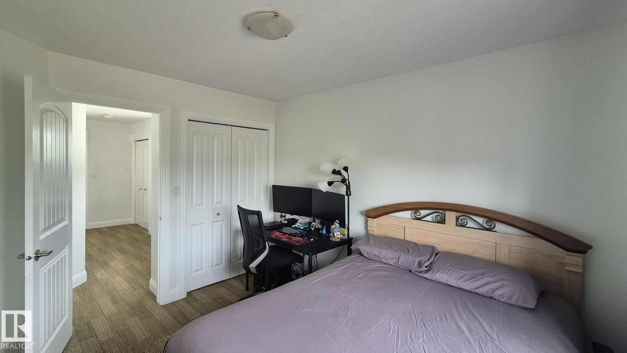 5440 1A Avenue, Edmonton, AB - Indoor Photo Showing Bedroom