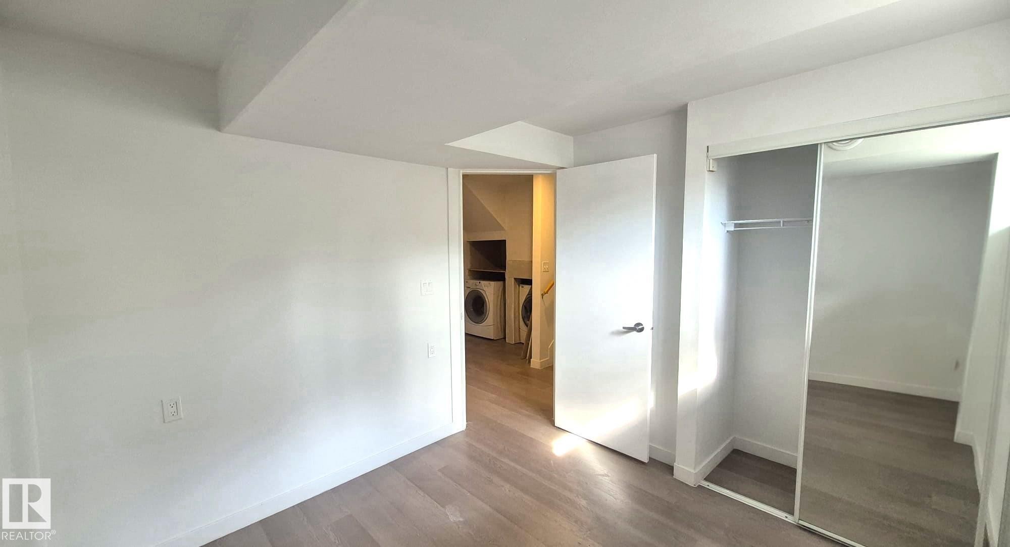 5440 1A Avenue, Edmonton, AB - Indoor Photo Showing Other Room