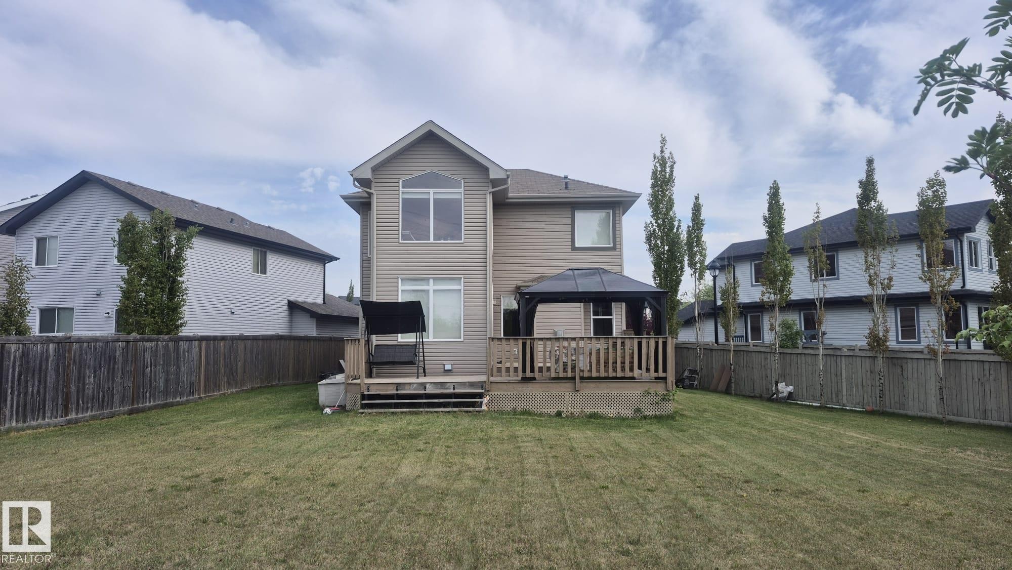 5440 1A Avenue, Edmonton, AB - Outdoor