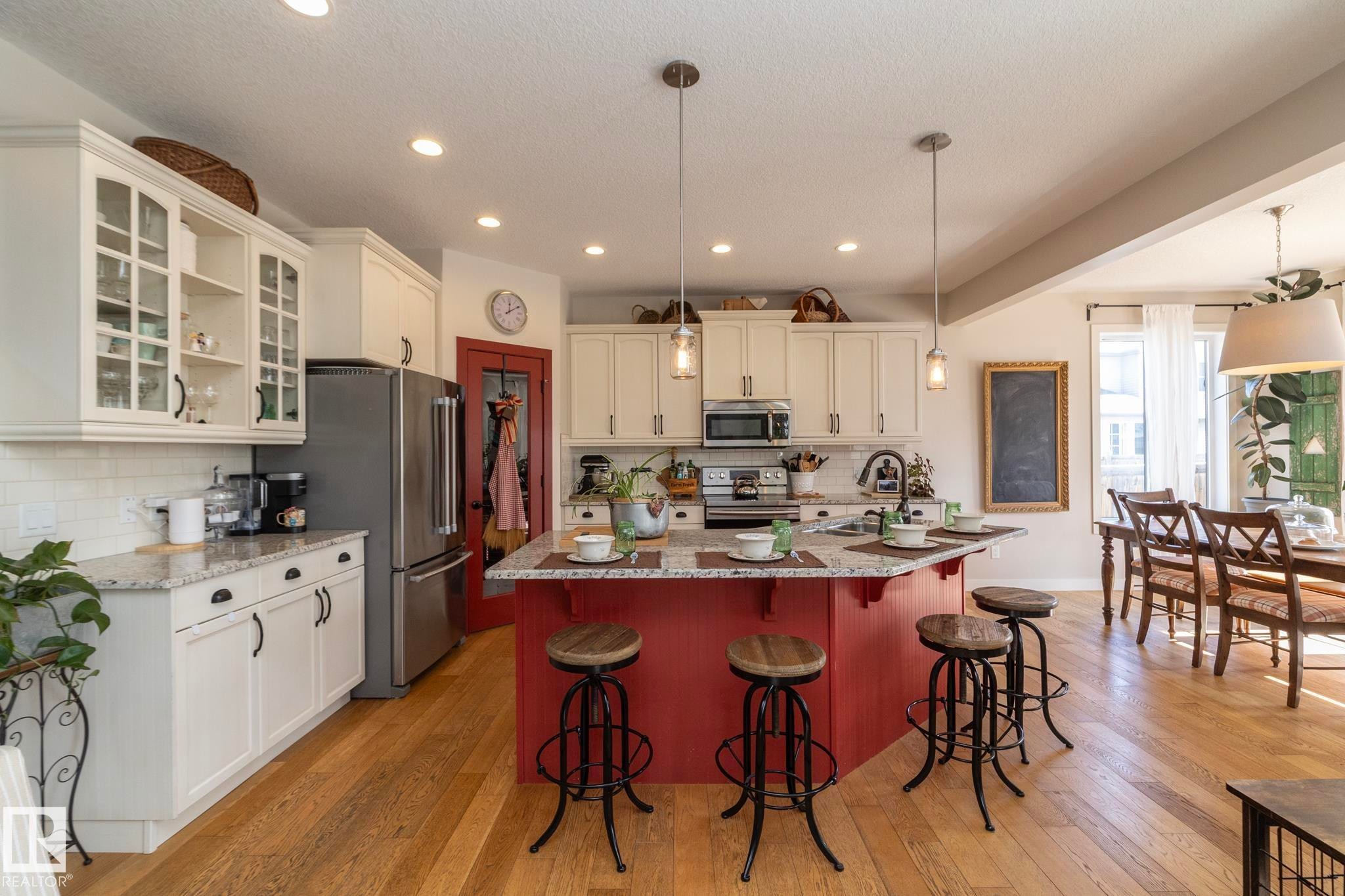 5315 17 Avenue, Edmonton, AB