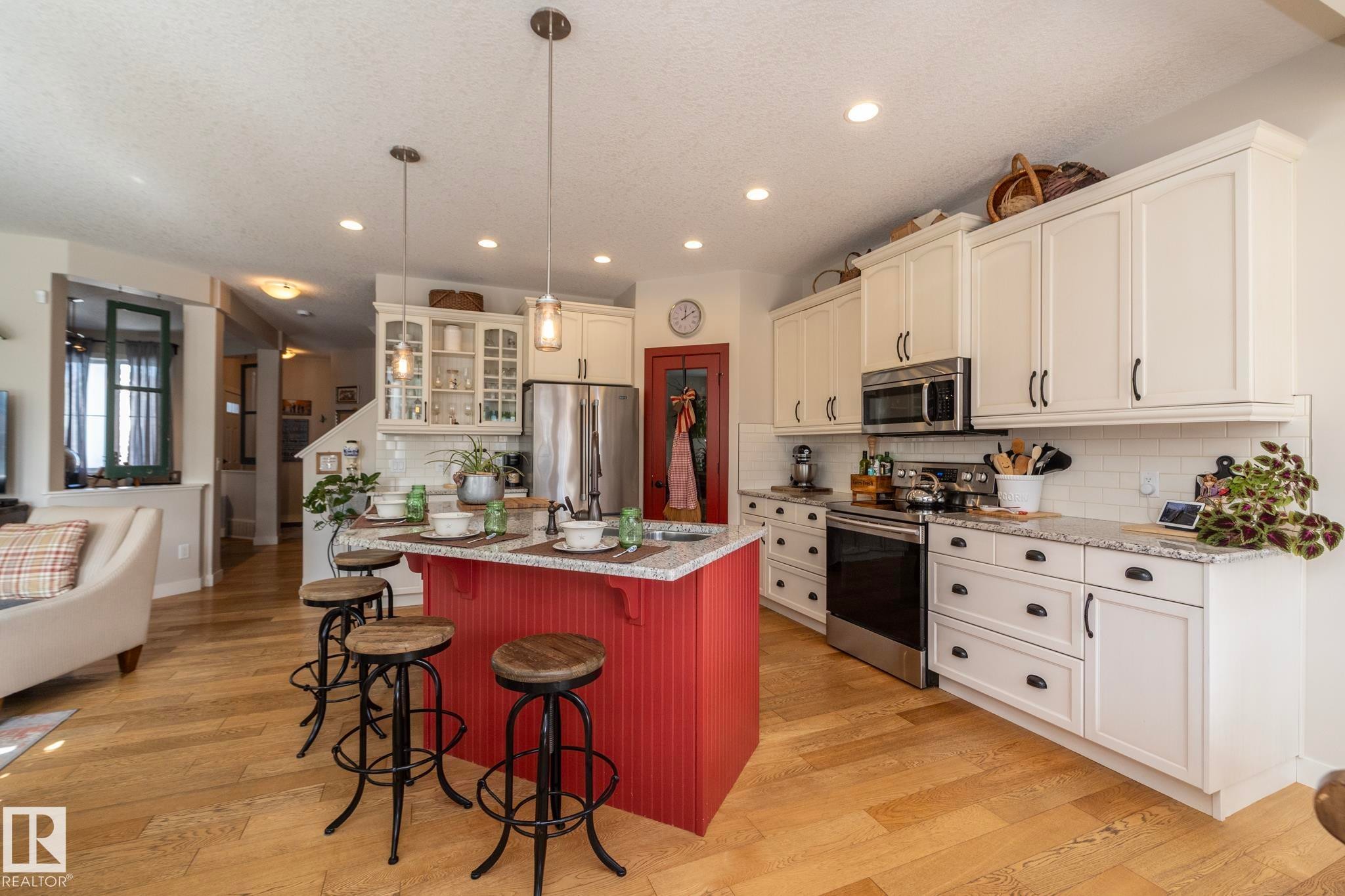 5315 17 Avenue, Edmonton, AB