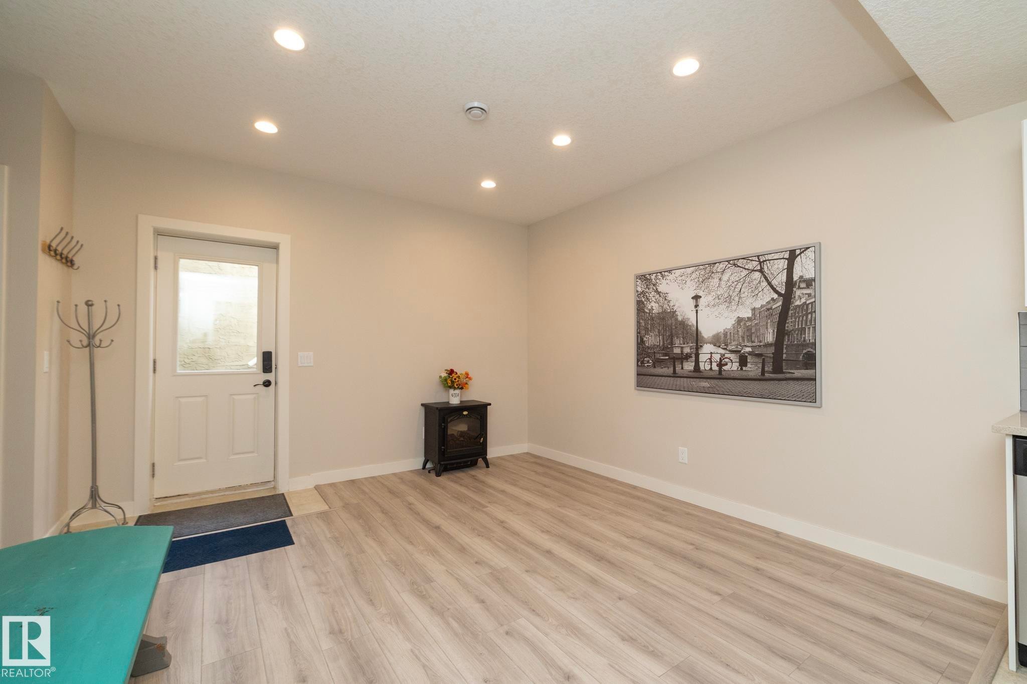 5315 17 Avenue, Edmonton, AB