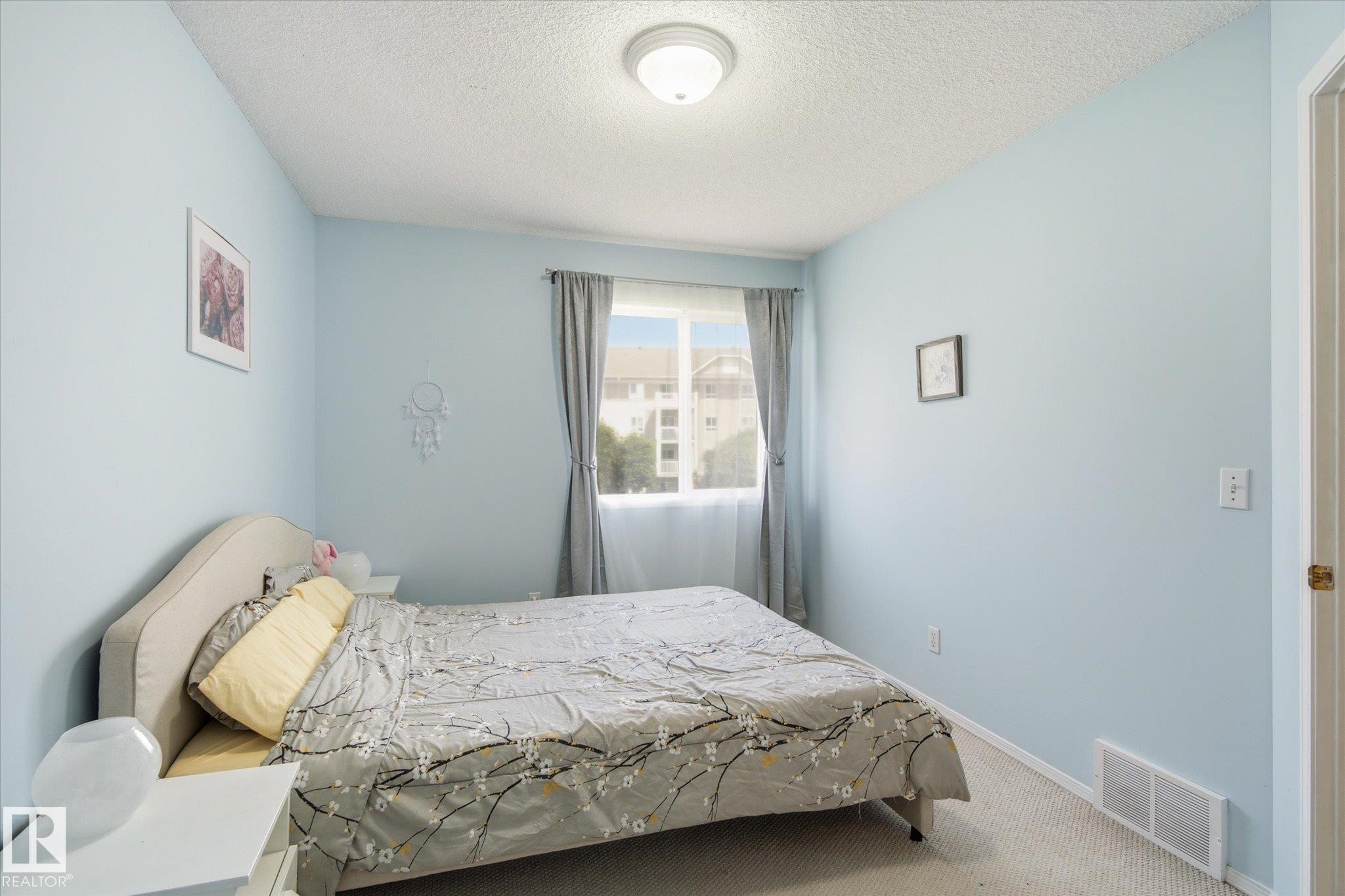 20004 54A Avenue, Edmonton, AB