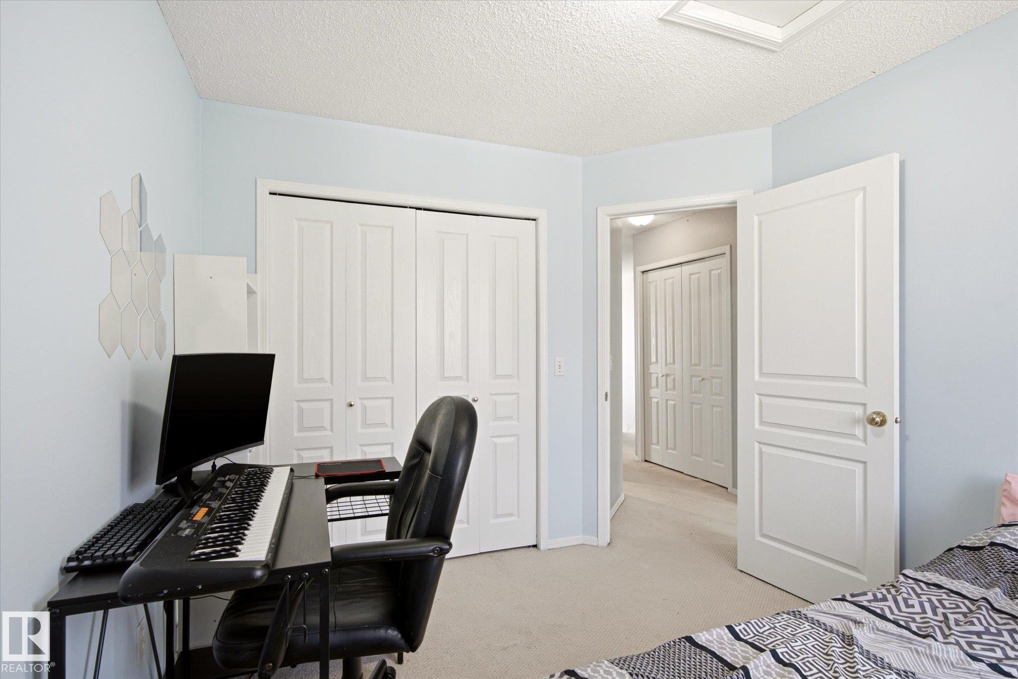 20004 54A Avenue, Edmonton, AB