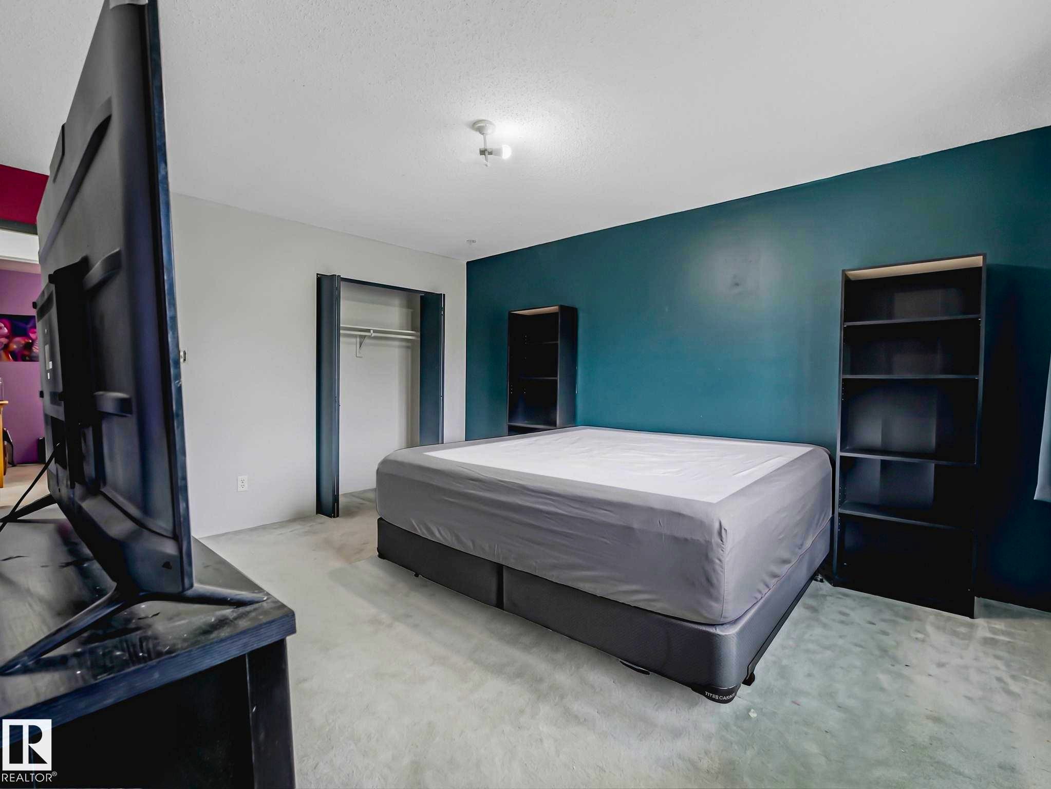 16215 114 Street, Edmonton, AB